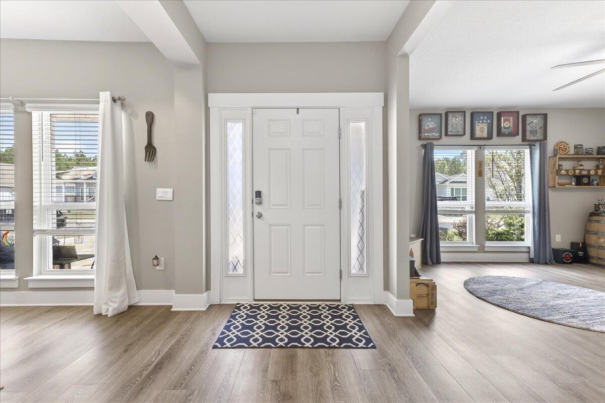 HILLWOOD ESTATES. - Residential