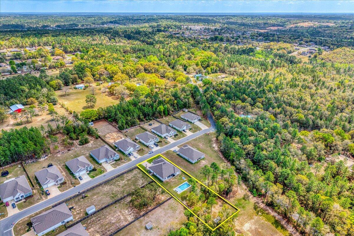 HILLWOOD ESTATES. - Residential