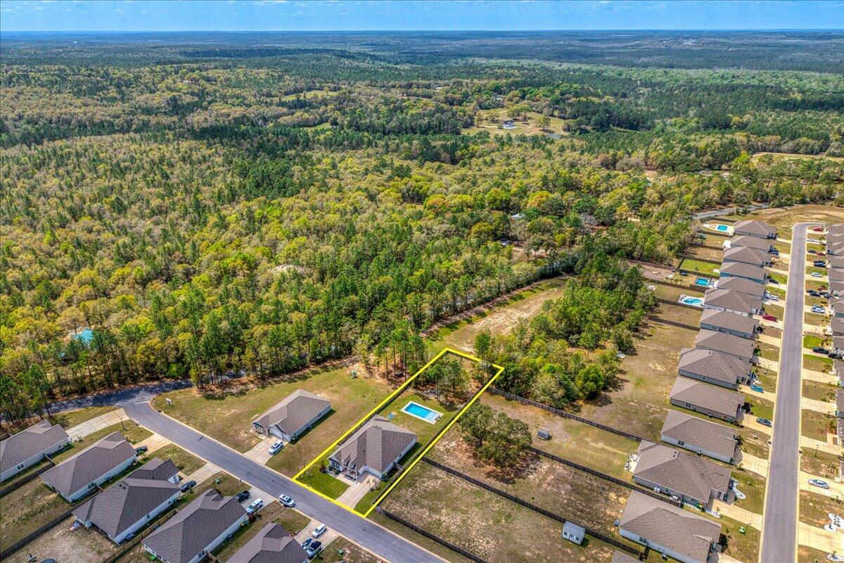 HILLWOOD ESTATES. - Residential