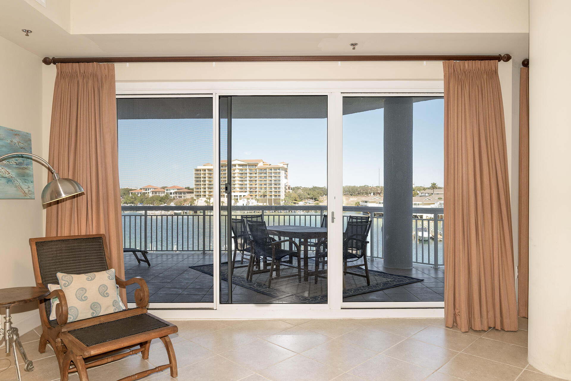 HARBOR LANDING - Residential