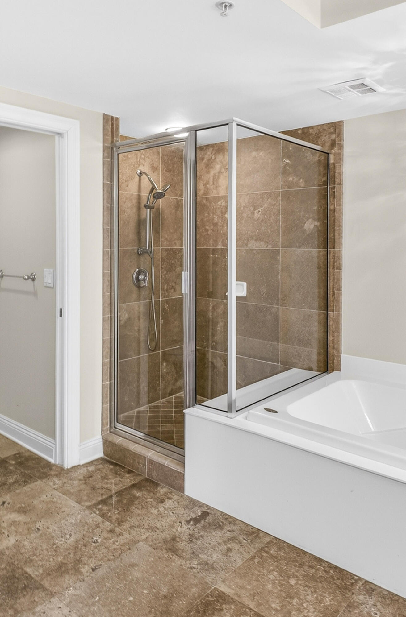 ONE BEACH CLUB DRIVE - Residential