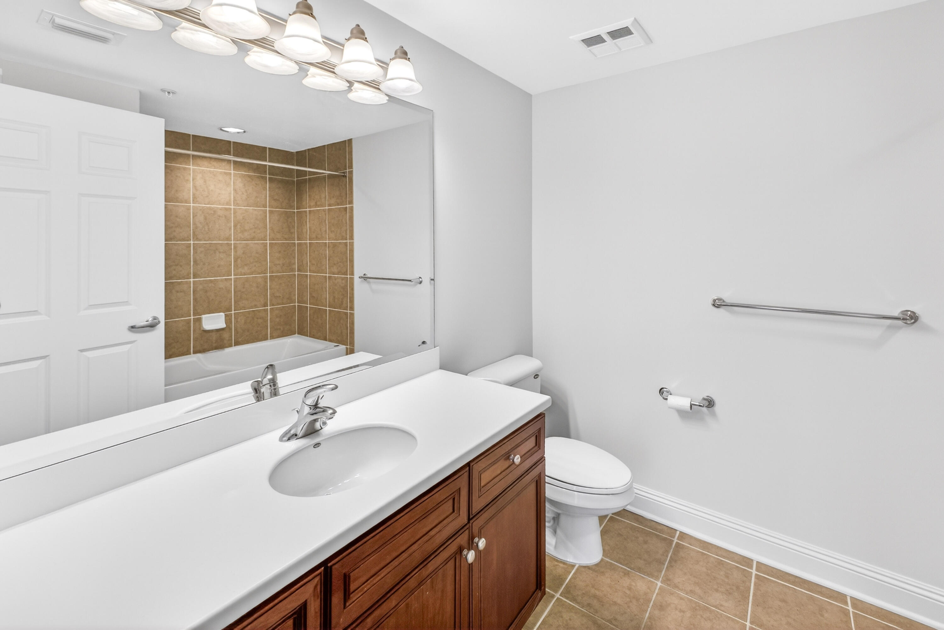 ONE BEACH CLUB DRIVE - Residential