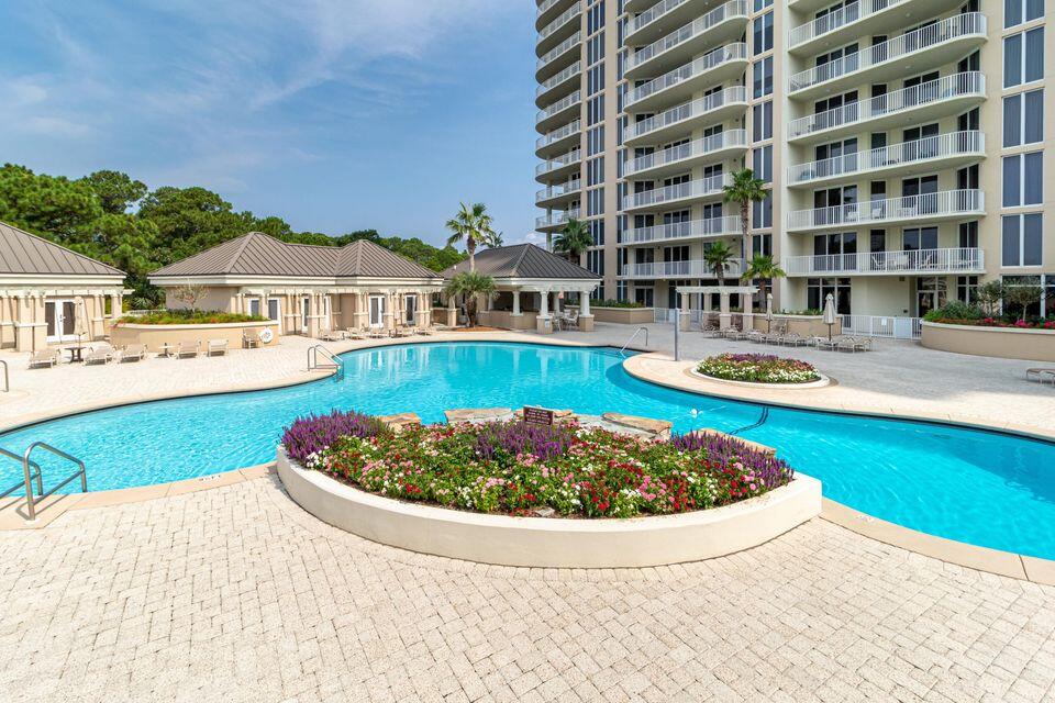 ONE BEACH CLUB DRIVE - Residential