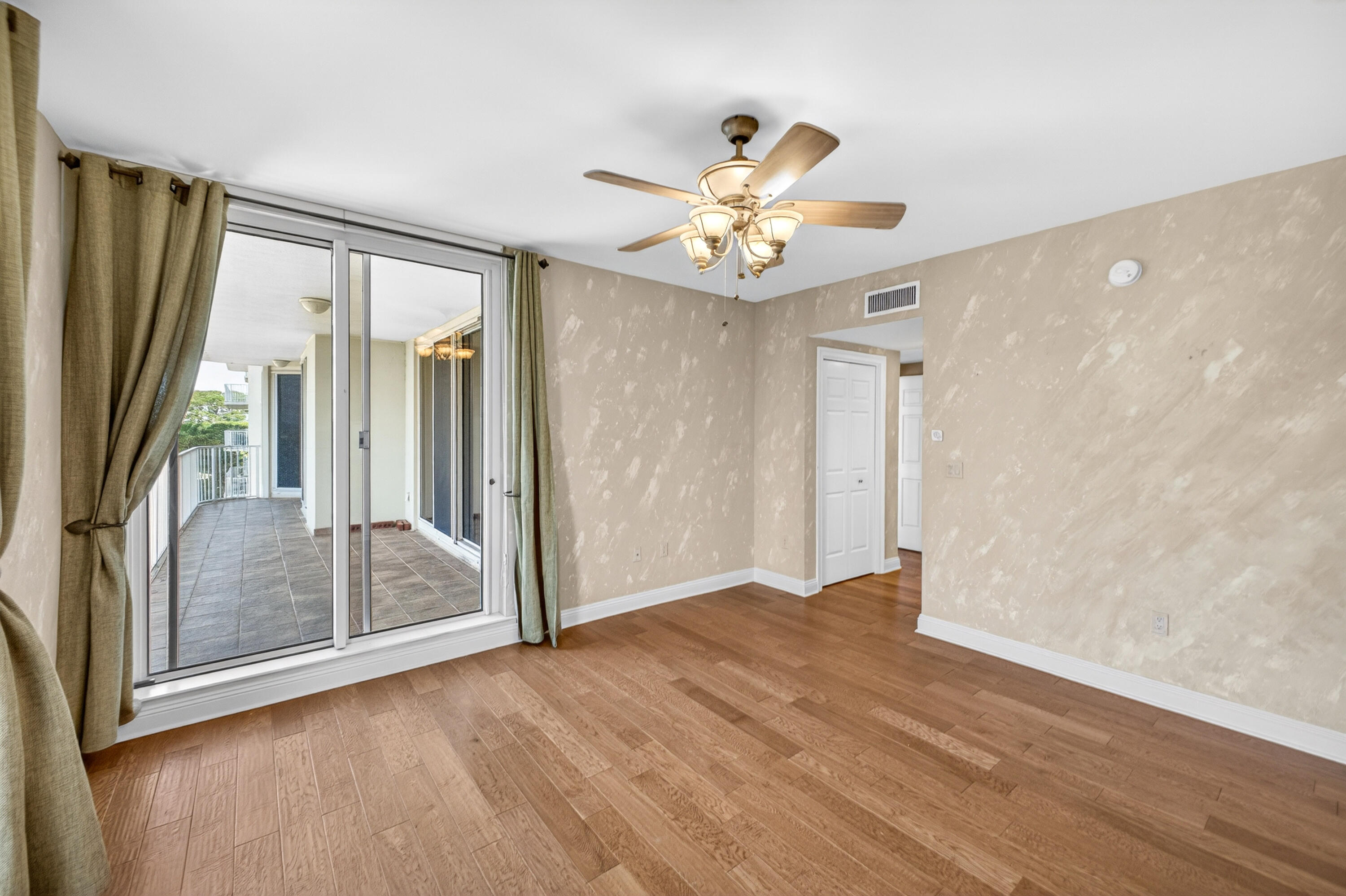 ONE BEACH CLUB DRIVE - Residential