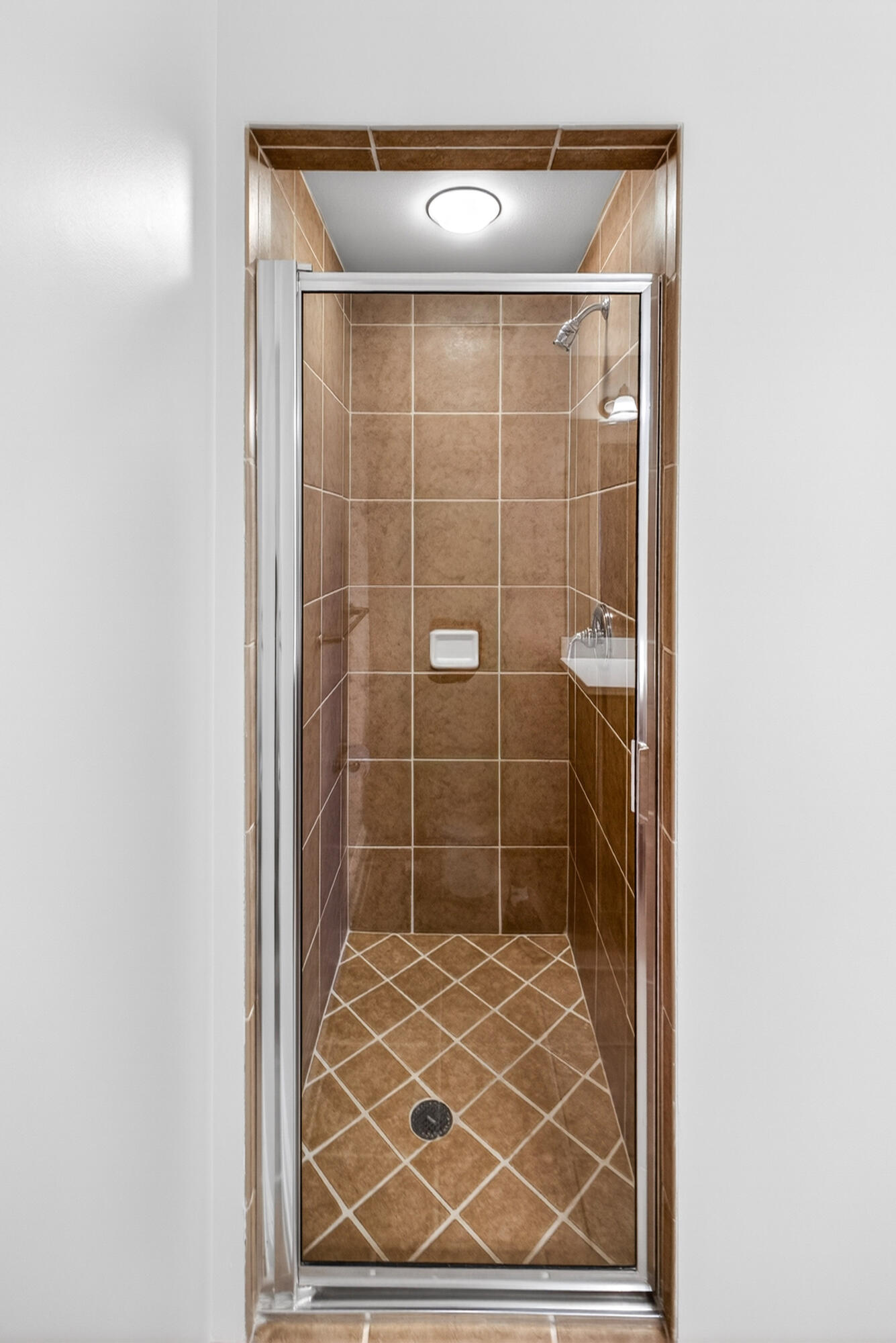 ONE BEACH CLUB DRIVE - Residential