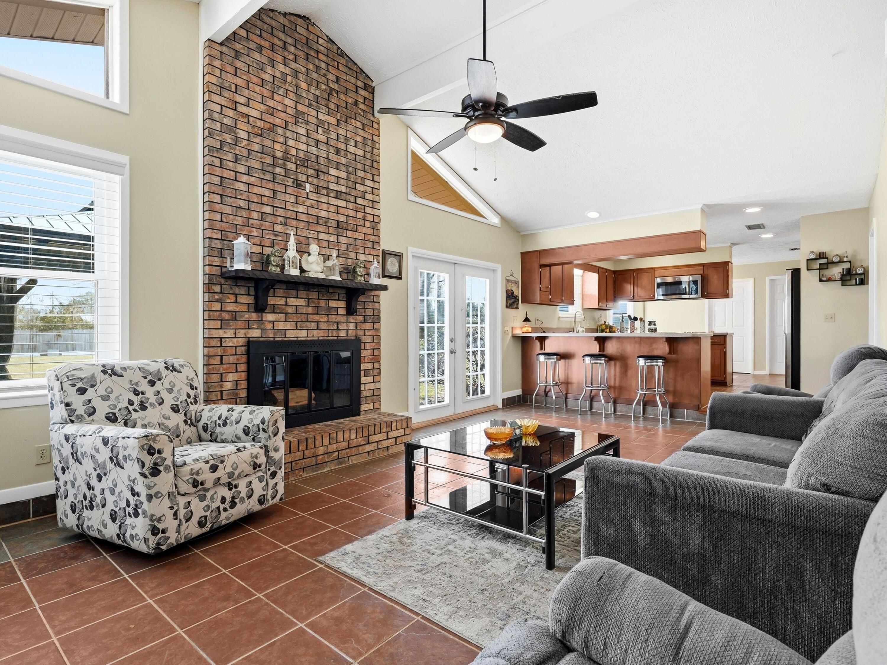 BINGOOSE ESTATES UNIT 1 - Residential