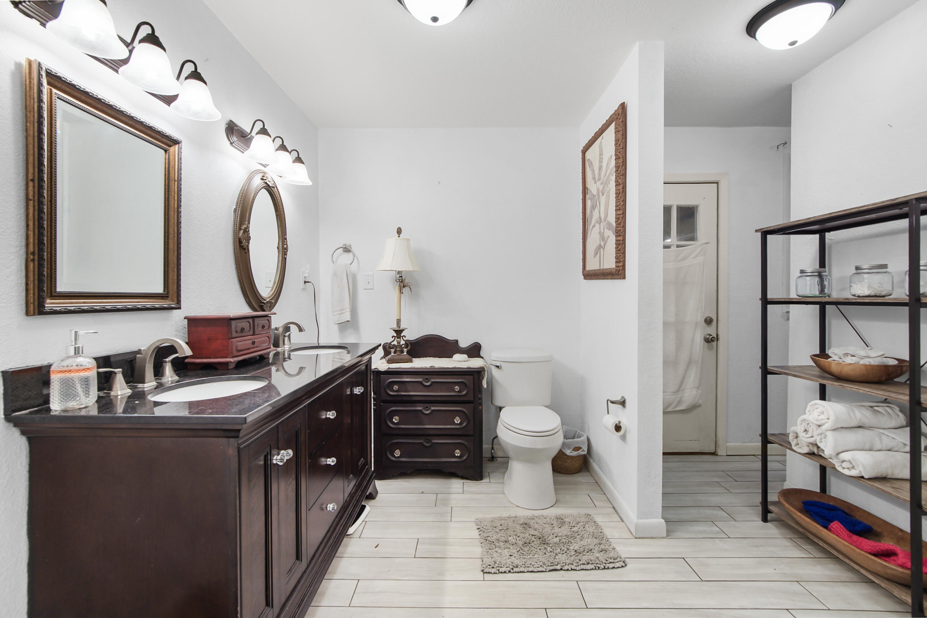 GARNIERS BEACH - Residential