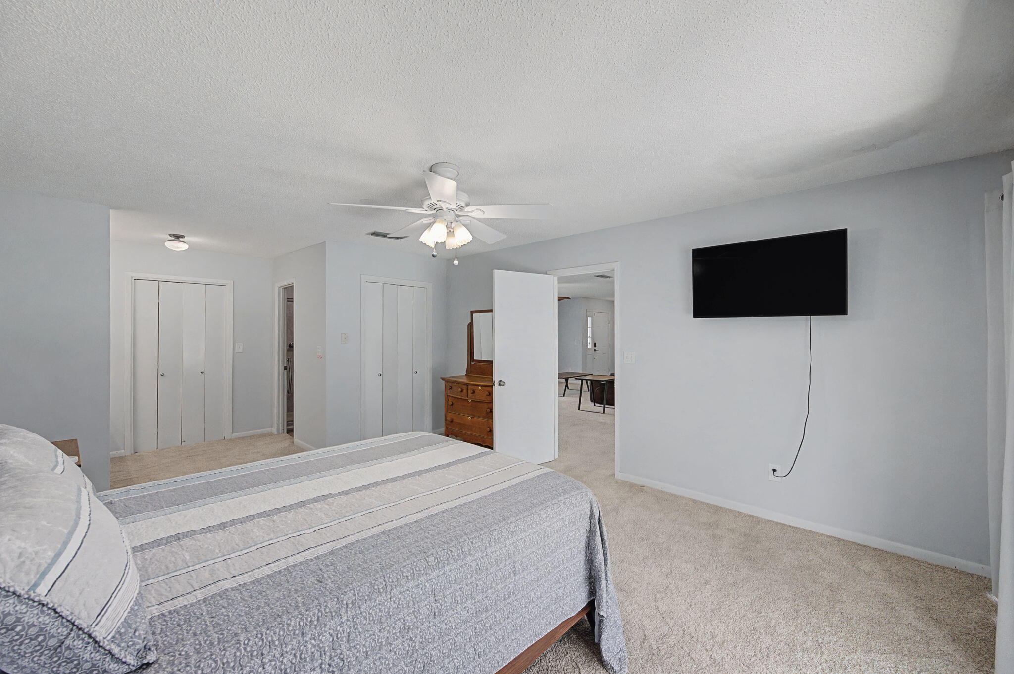 METES & BOUNDS - Residential Lease