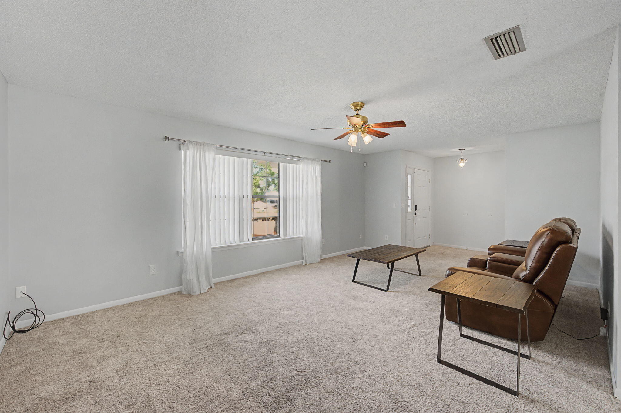 METES & BOUNDS - Residential Lease