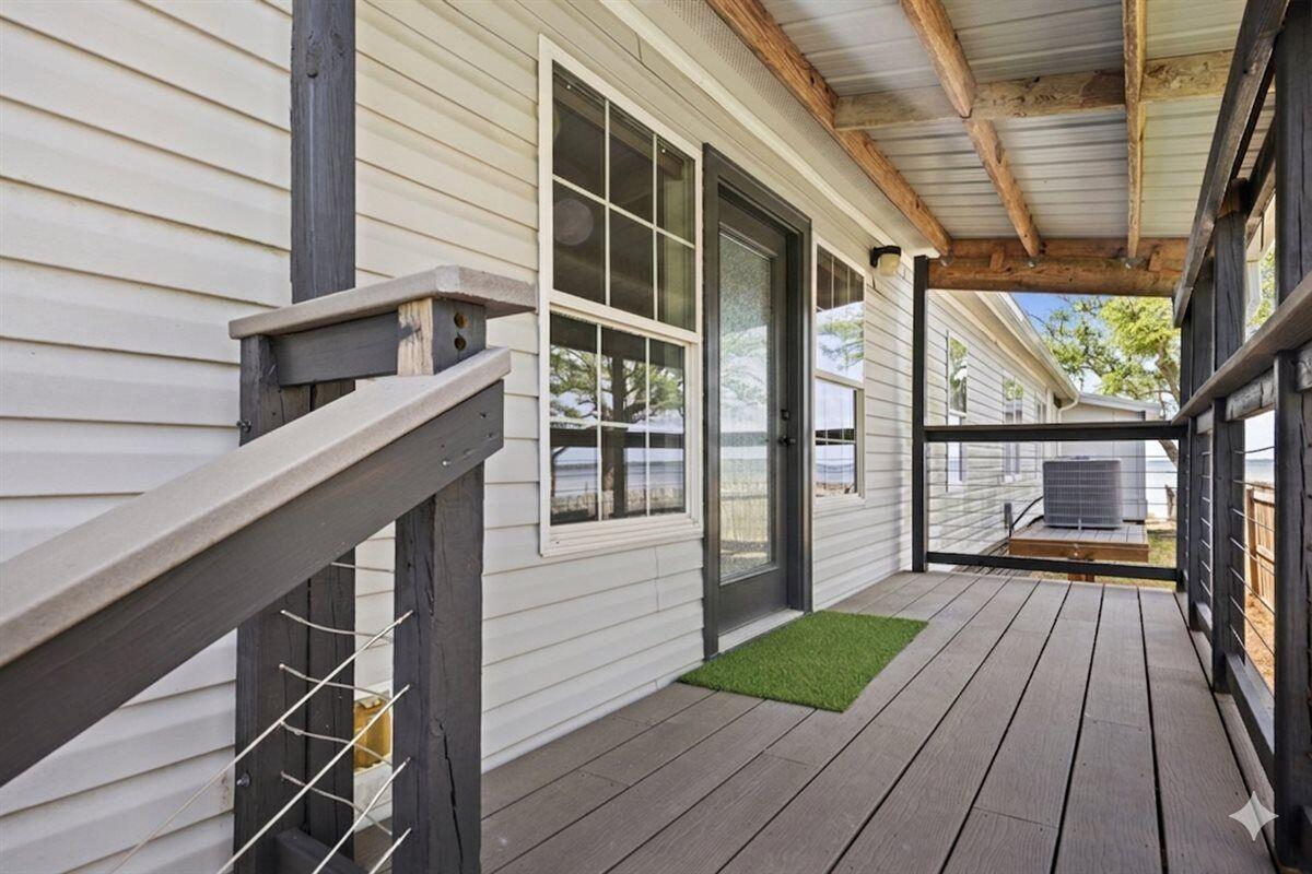 LAGNIAPPE BEACH - Residential