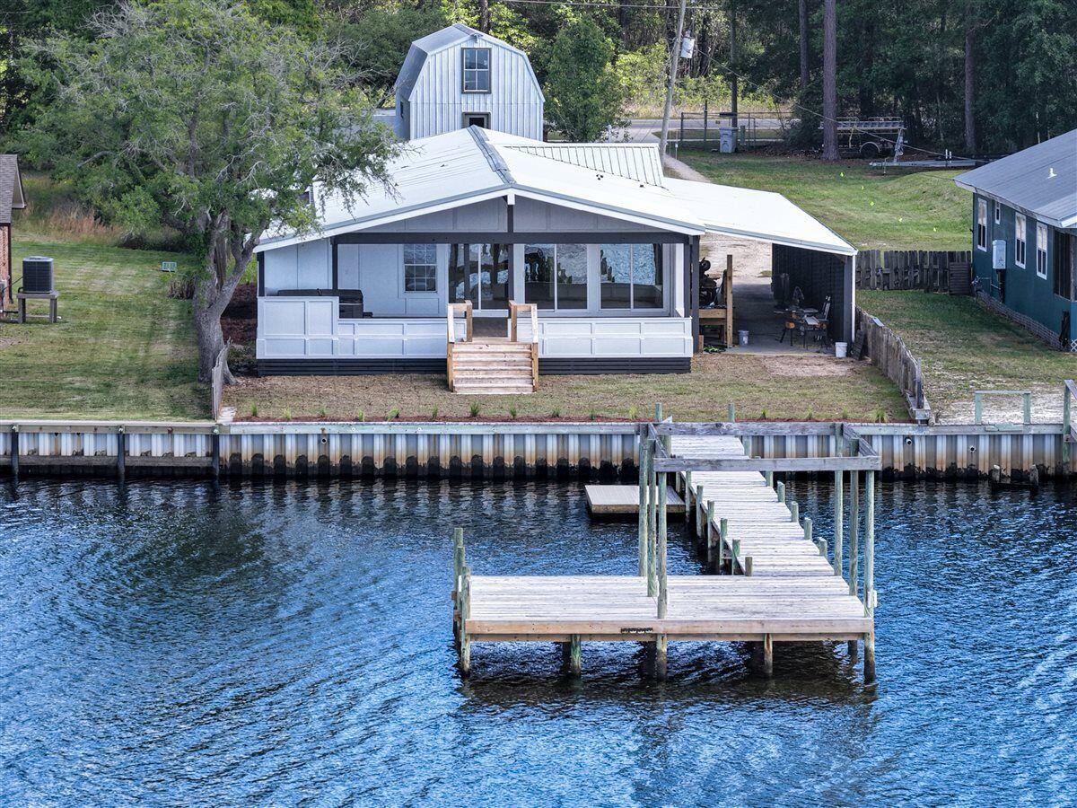 LAGNIAPPE BEACH - Residential