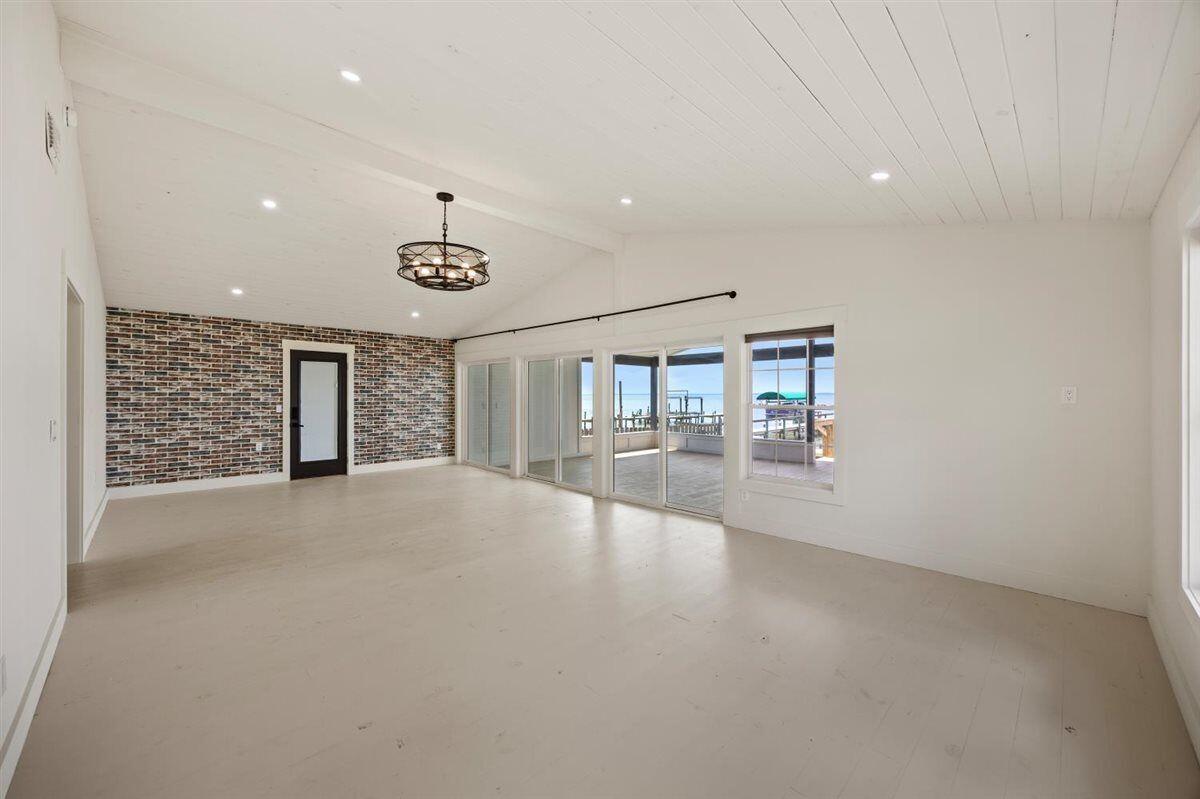 LAGNIAPPE BEACH - Residential