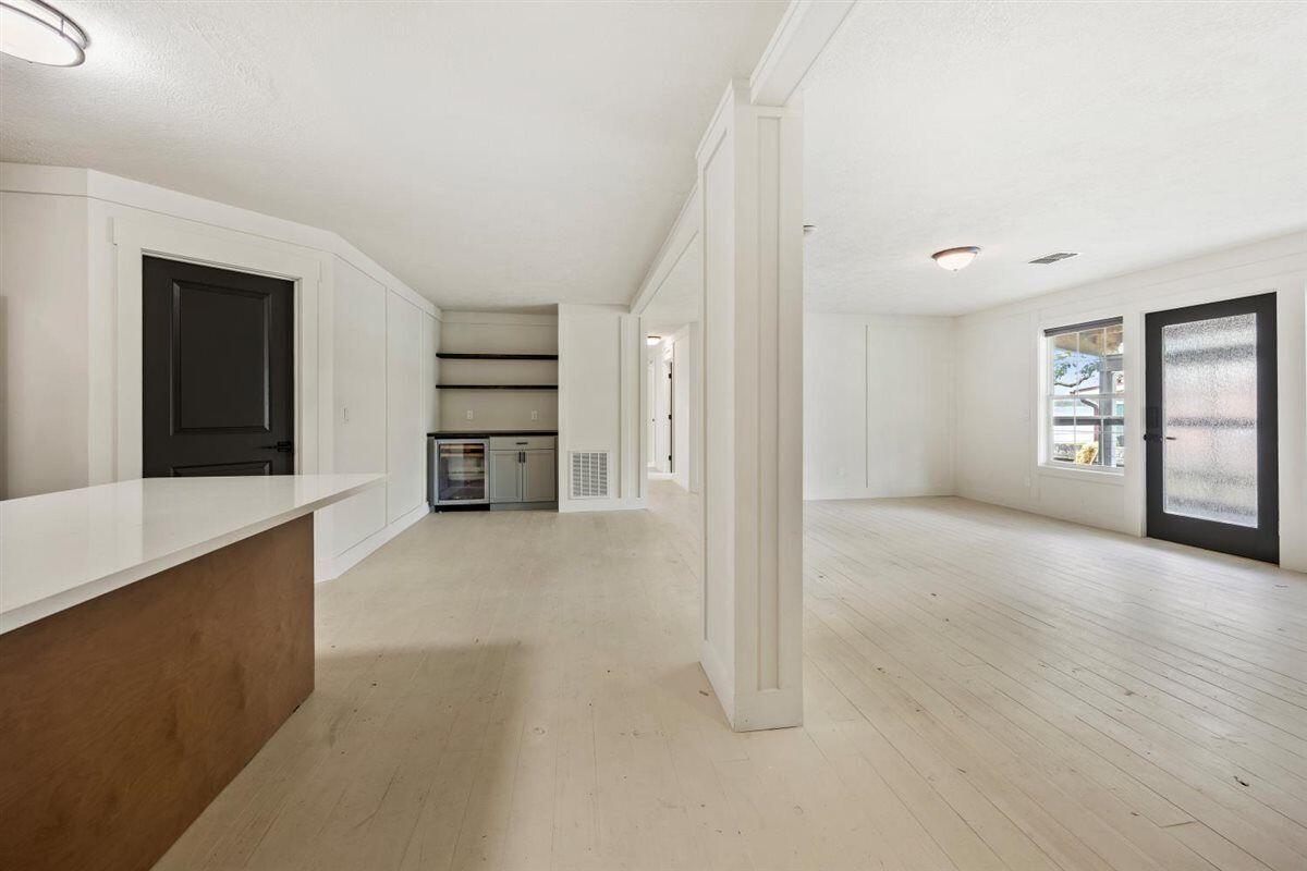 LAGNIAPPE BEACH - Residential