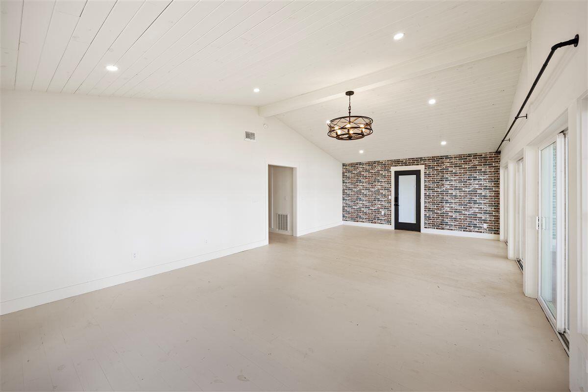 LAGNIAPPE BEACH - Residential