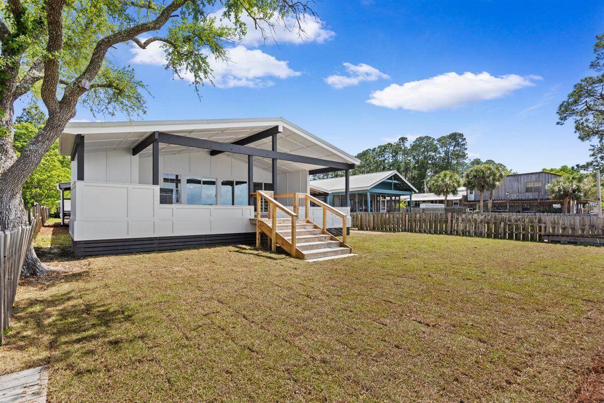 LAGNIAPPE BEACH - Residential