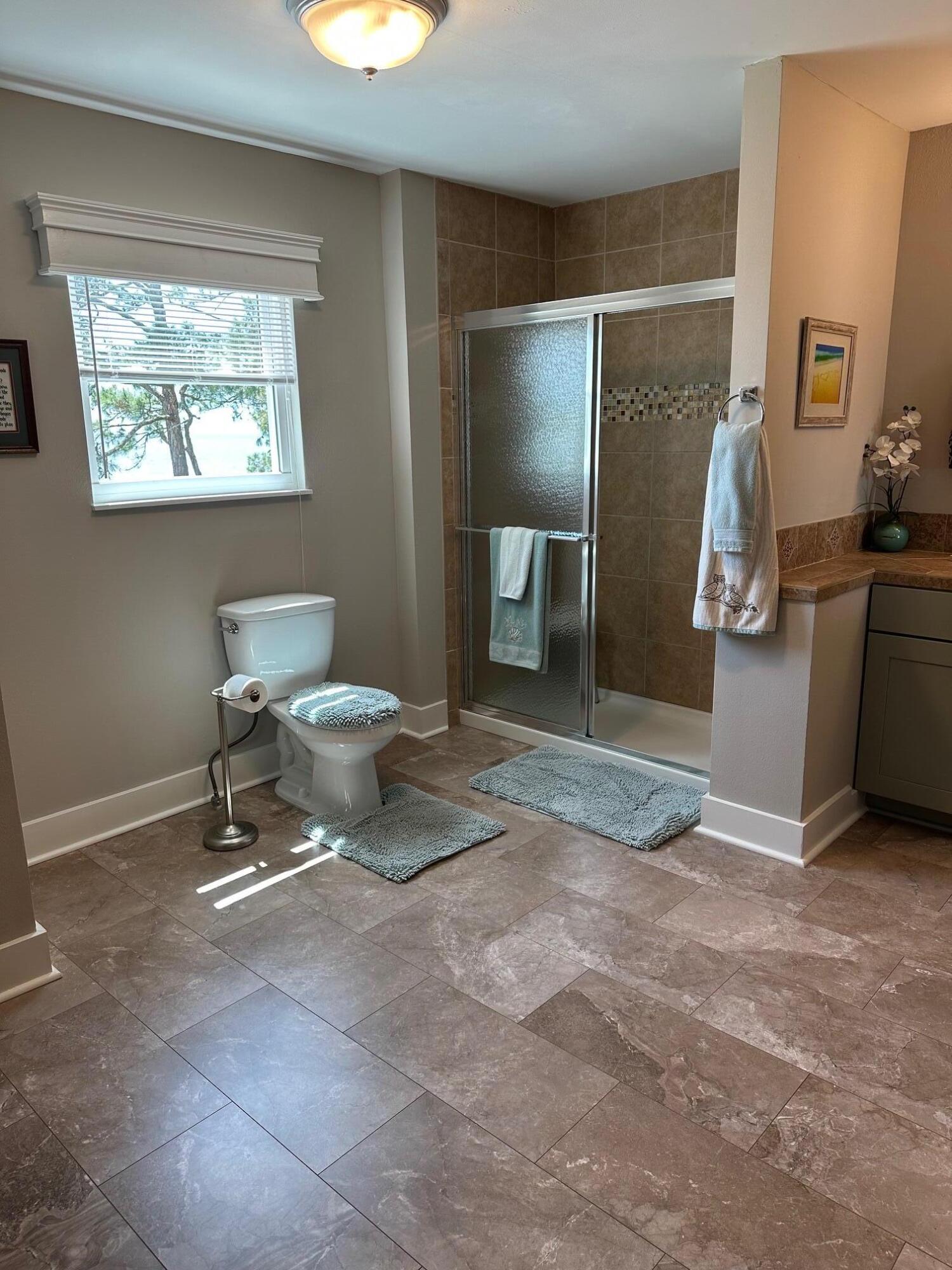 DOLPHIN COVE ESTATES - Residential