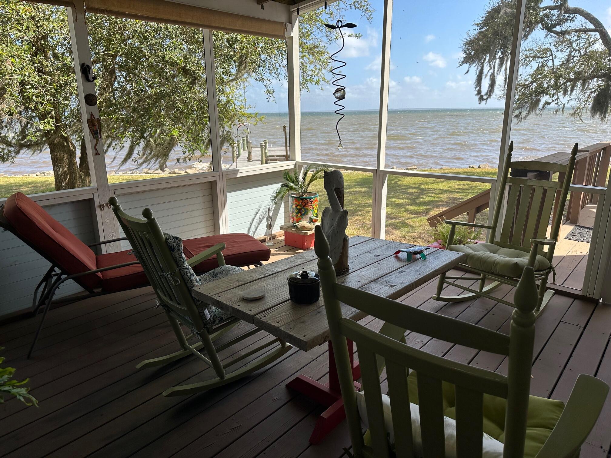 DOLPHIN COVE ESTATES - Residential