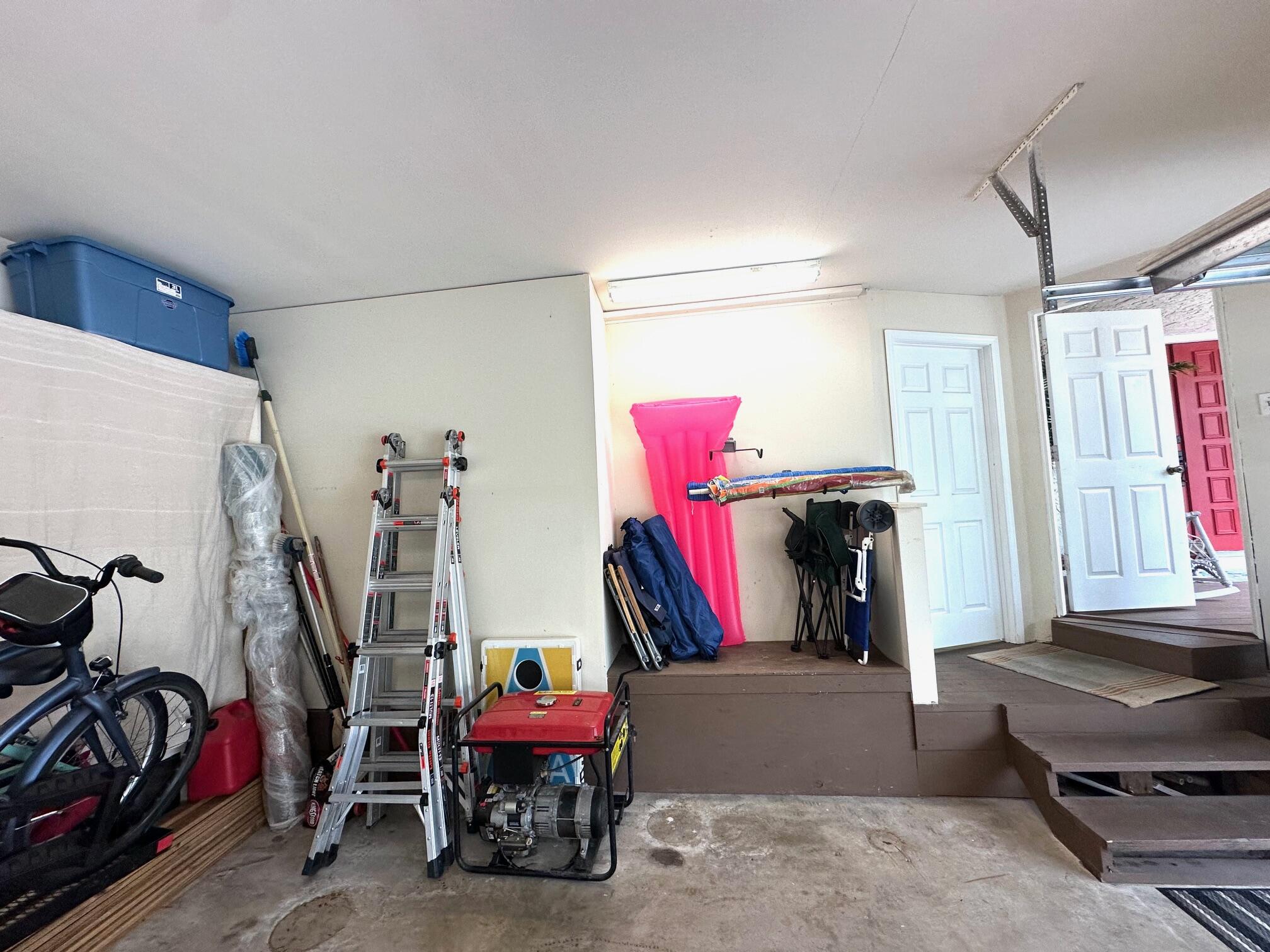 DOLPHIN COVE ESTATES - Residential