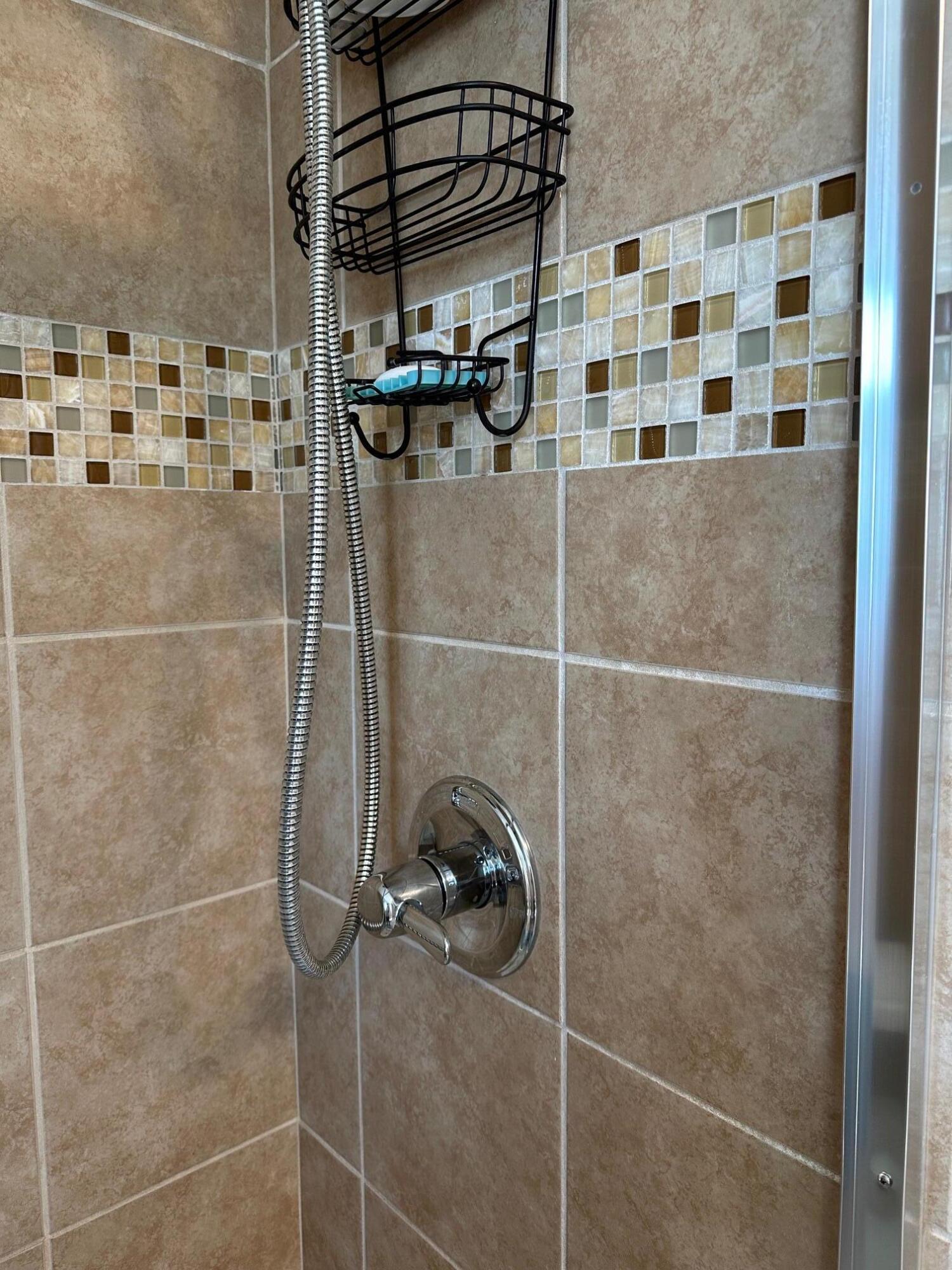 DOLPHIN COVE ESTATES - Residential