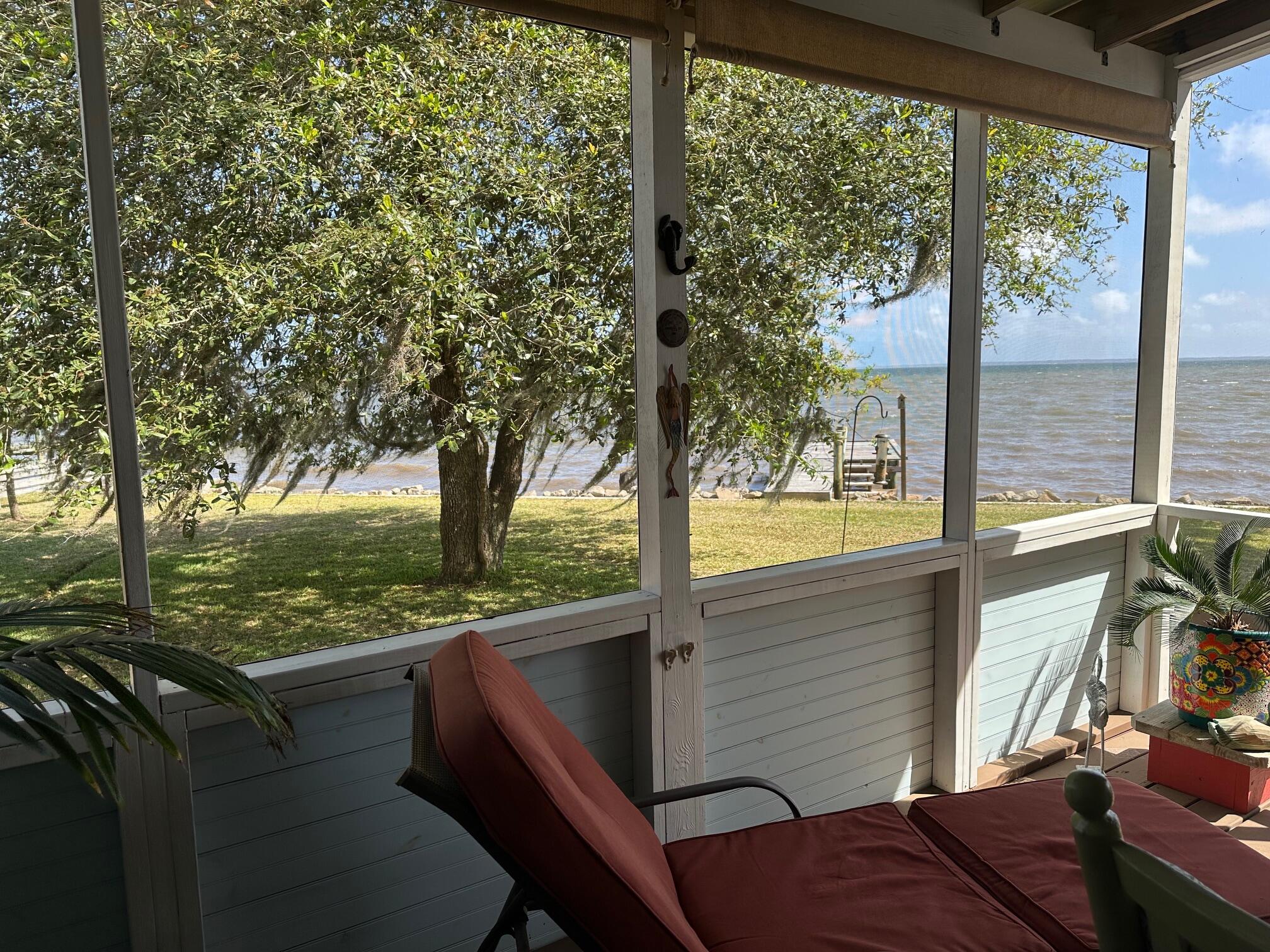 DOLPHIN COVE ESTATES - Residential