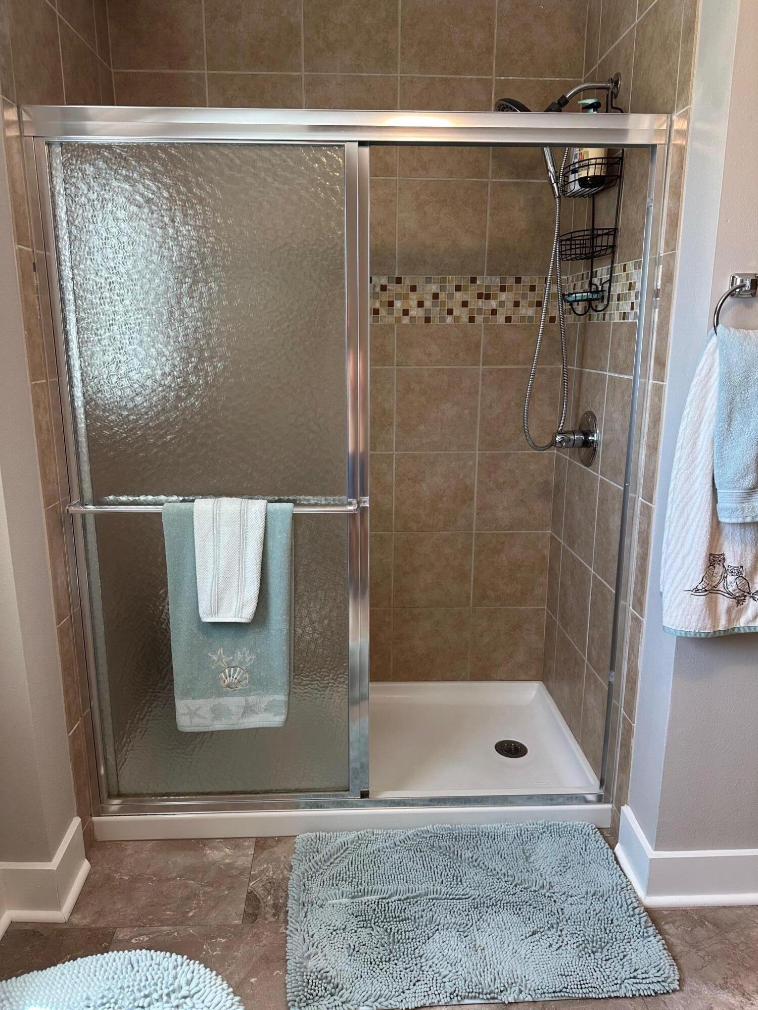 DOLPHIN COVE ESTATES - Residential