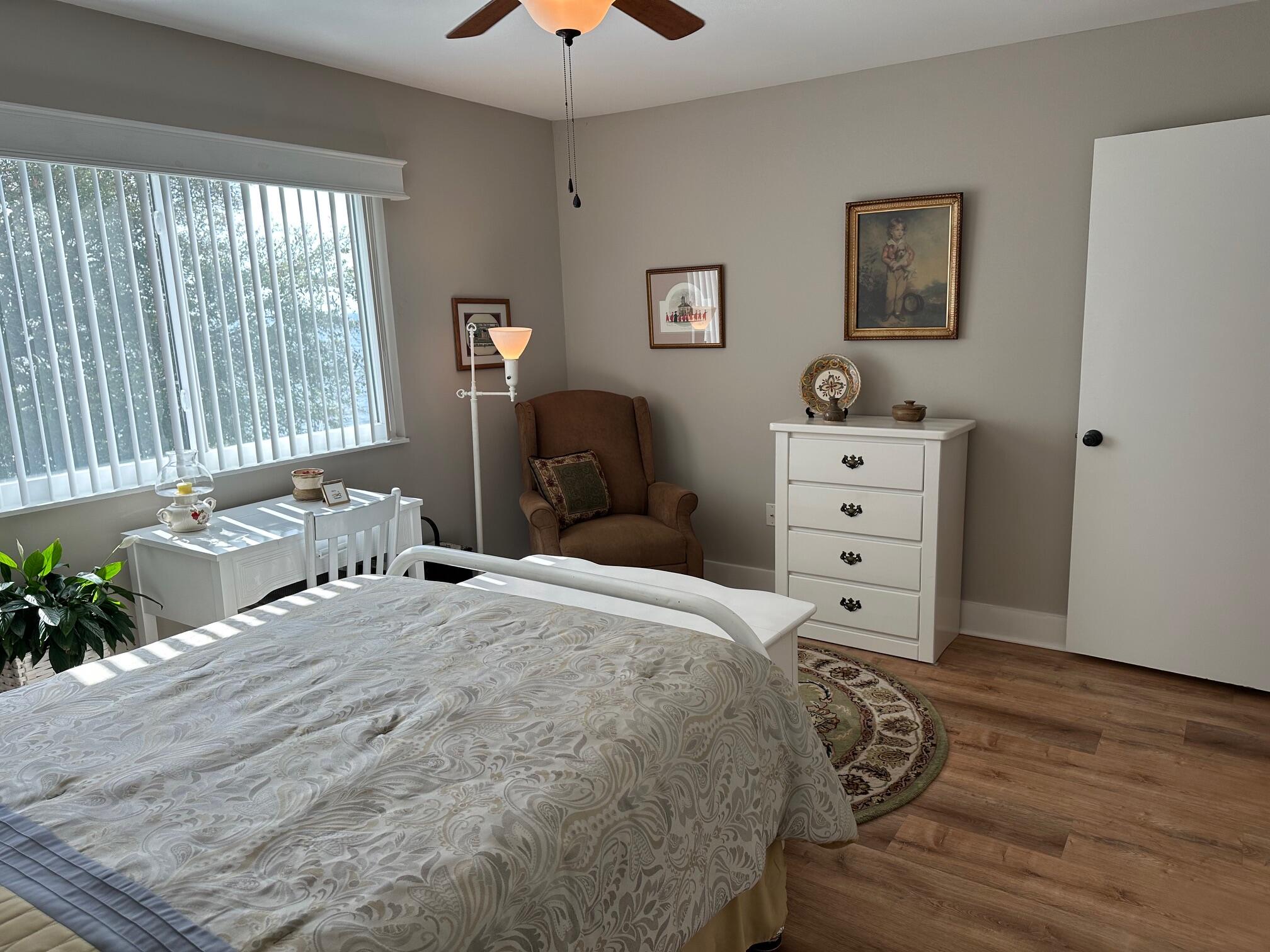 DOLPHIN COVE ESTATES - Residential