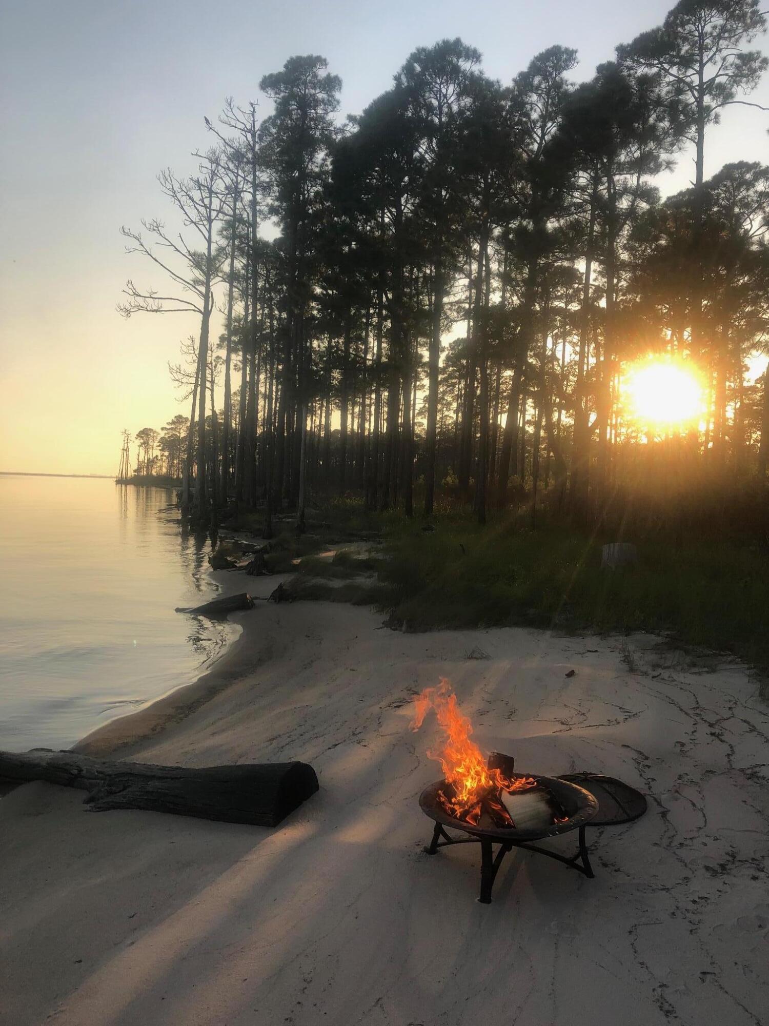 DOLPHIN COVE ESTATES - Residential