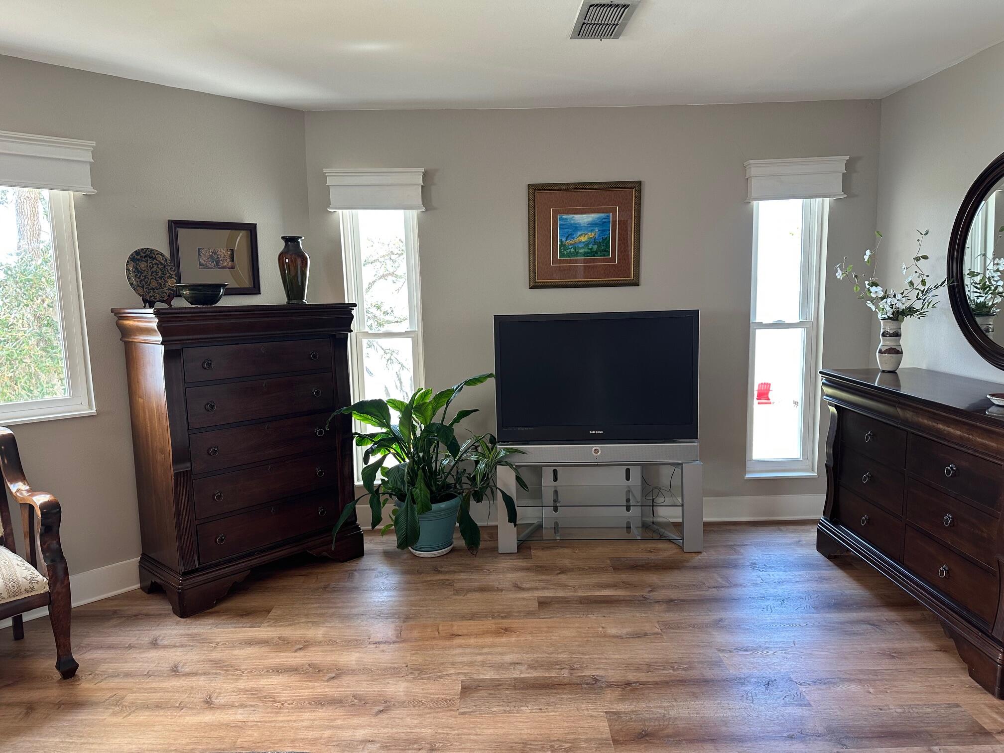 DOLPHIN COVE ESTATES - Residential