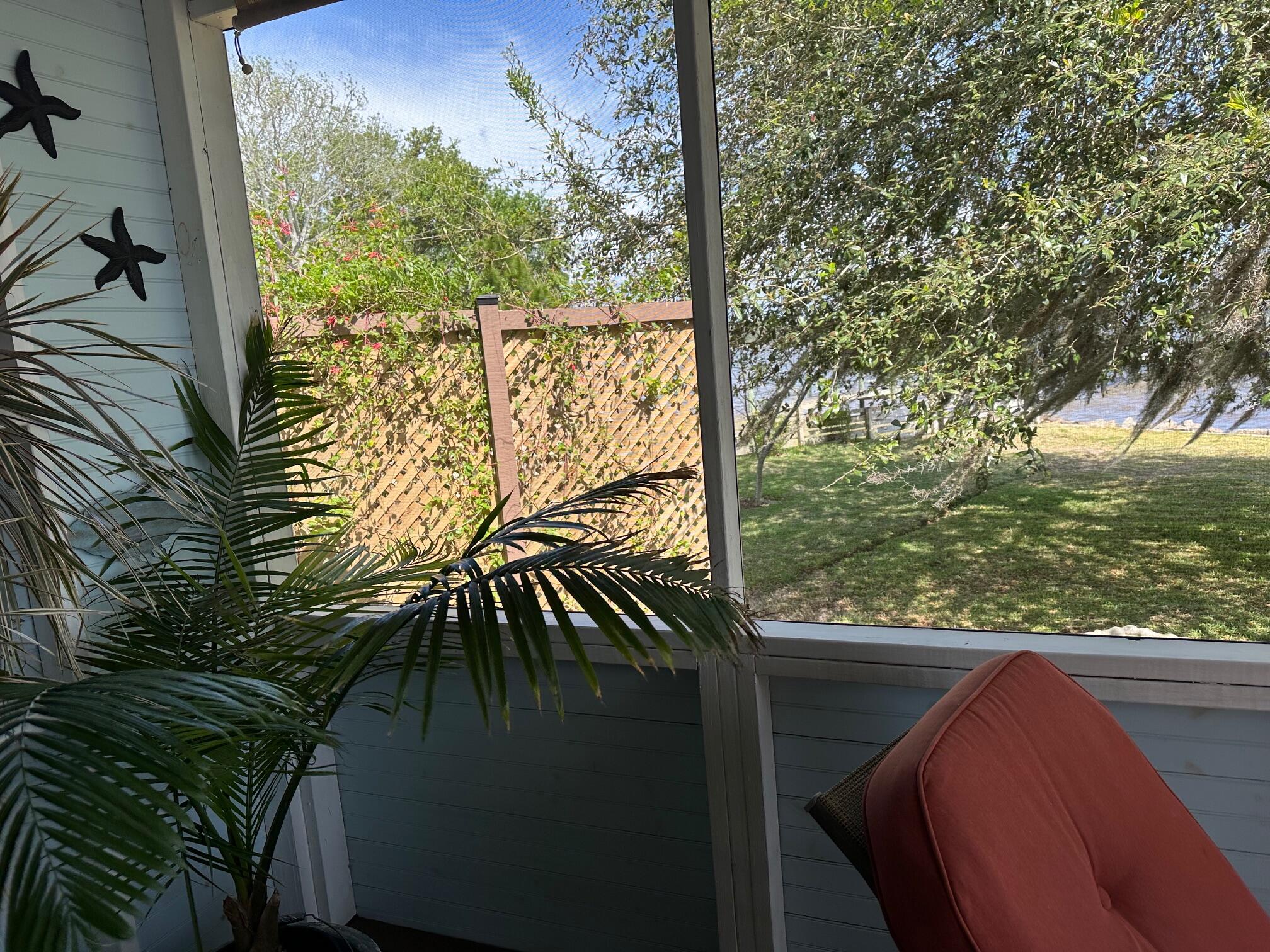 DOLPHIN COVE ESTATES - Residential