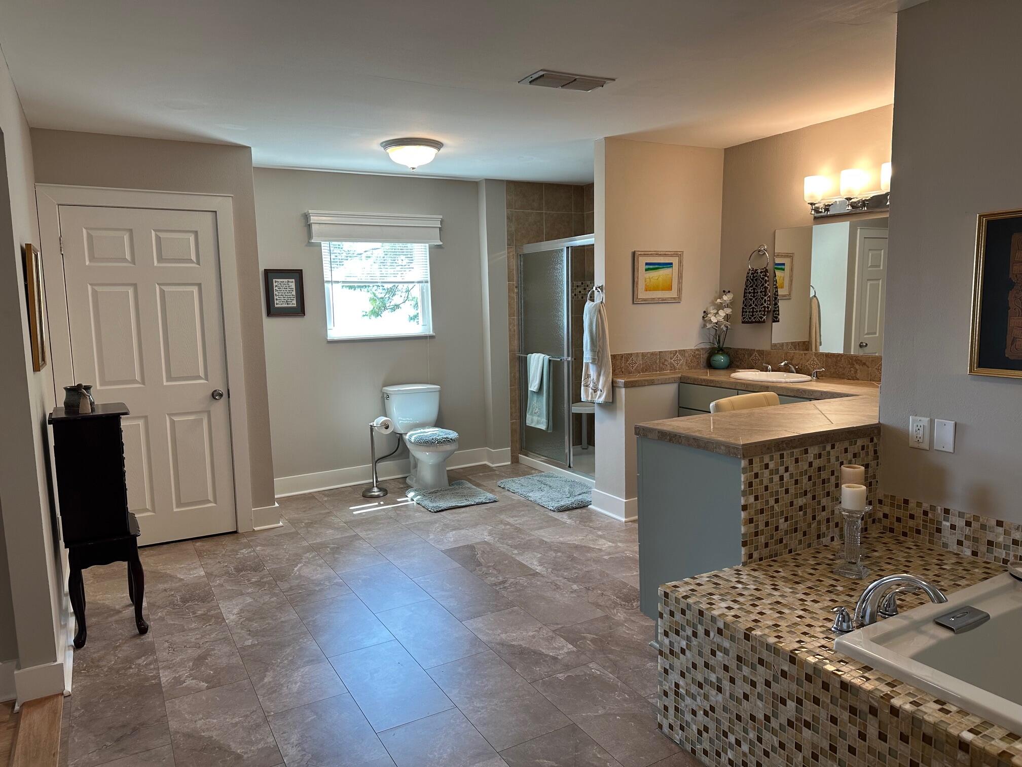 DOLPHIN COVE ESTATES - Residential