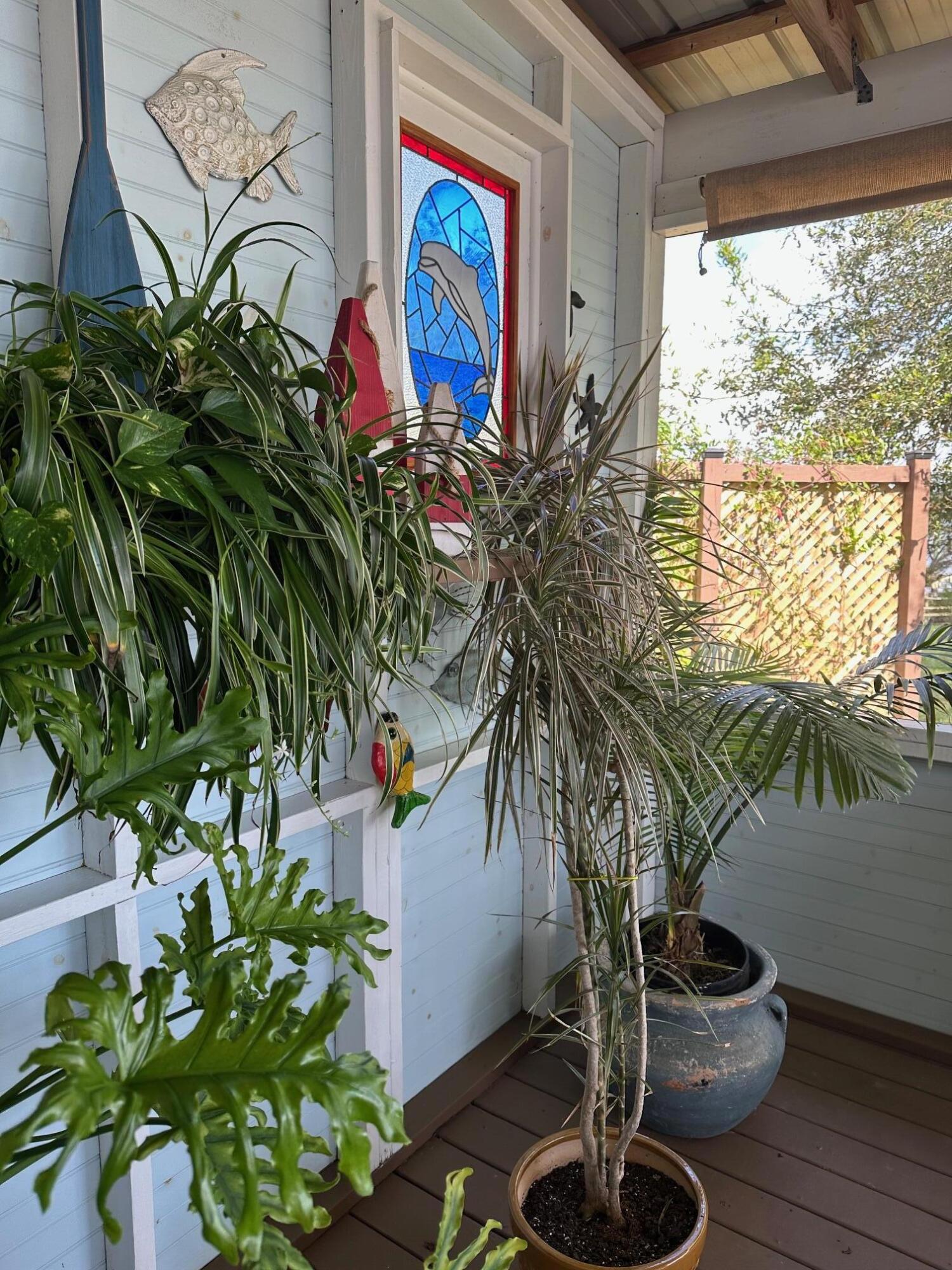 DOLPHIN COVE ESTATES - Residential