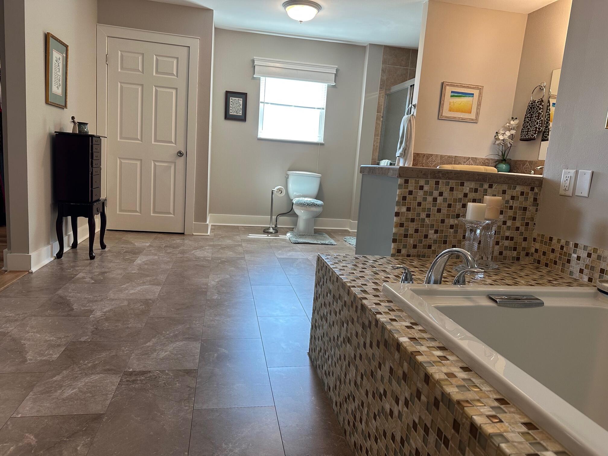 DOLPHIN COVE ESTATES - Residential