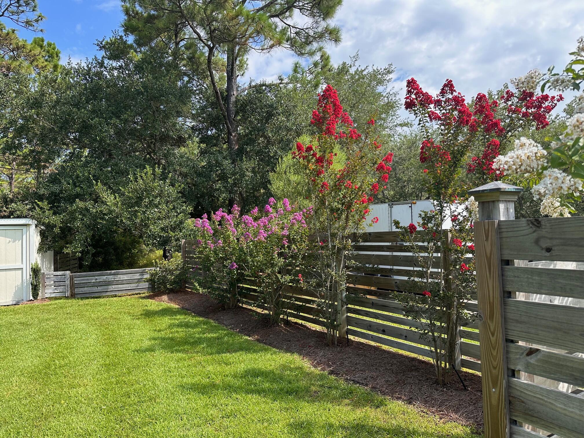 DOLPHIN COVE ESTATES - Residential