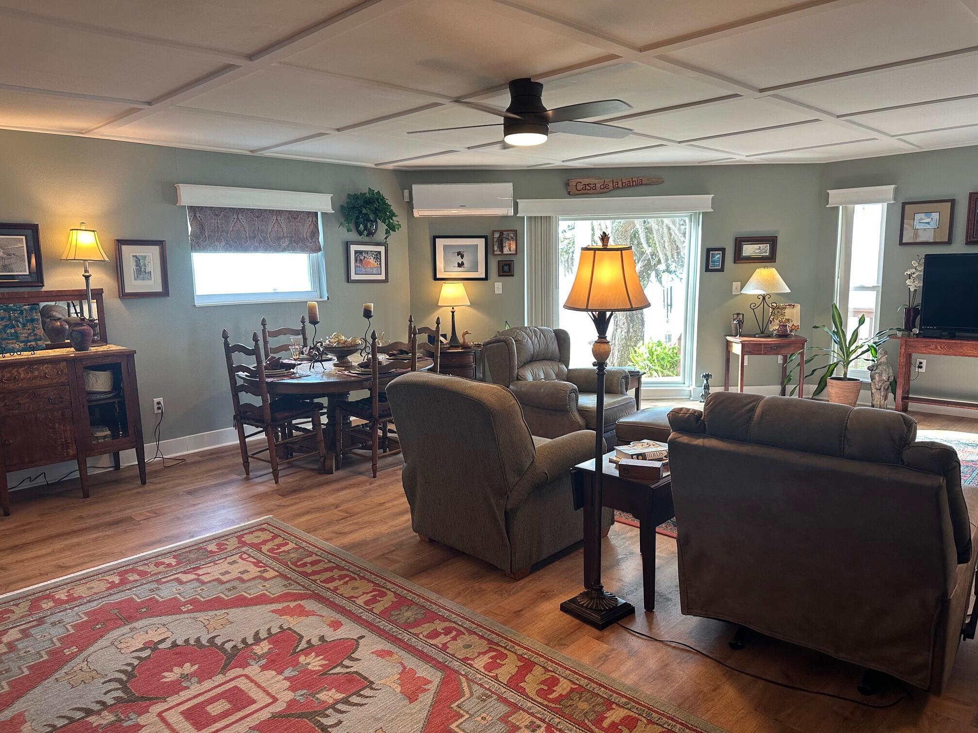 DOLPHIN COVE ESTATES - Residential