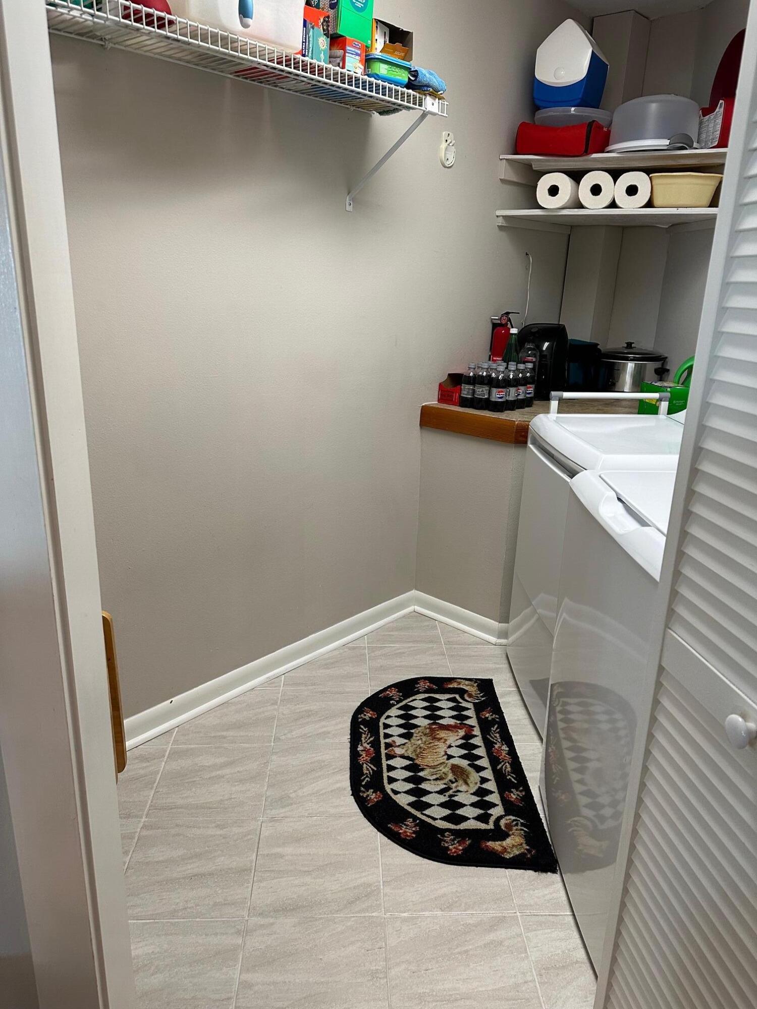 DOLPHIN COVE ESTATES - Residential