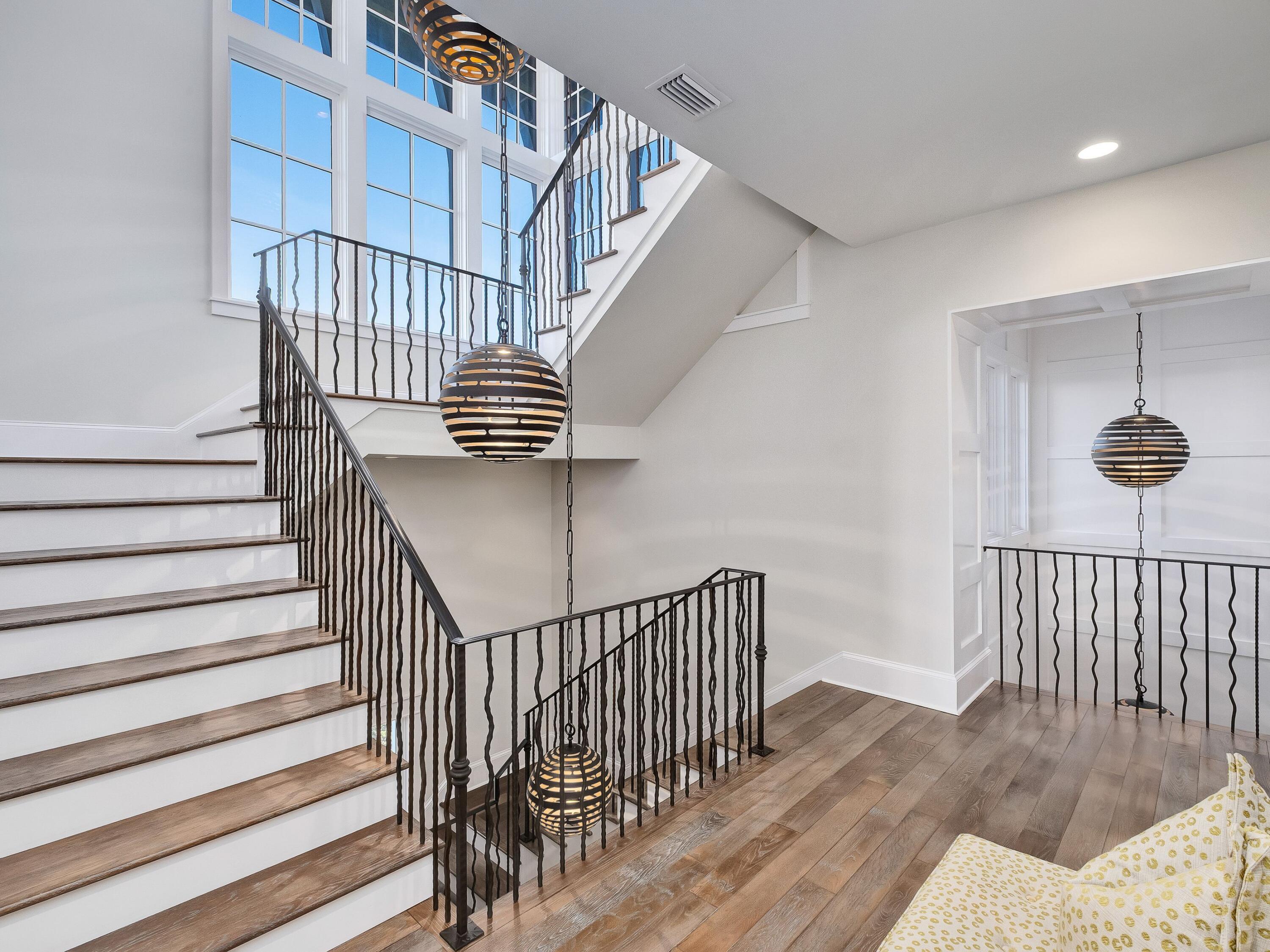 RETREAT THE - Residential