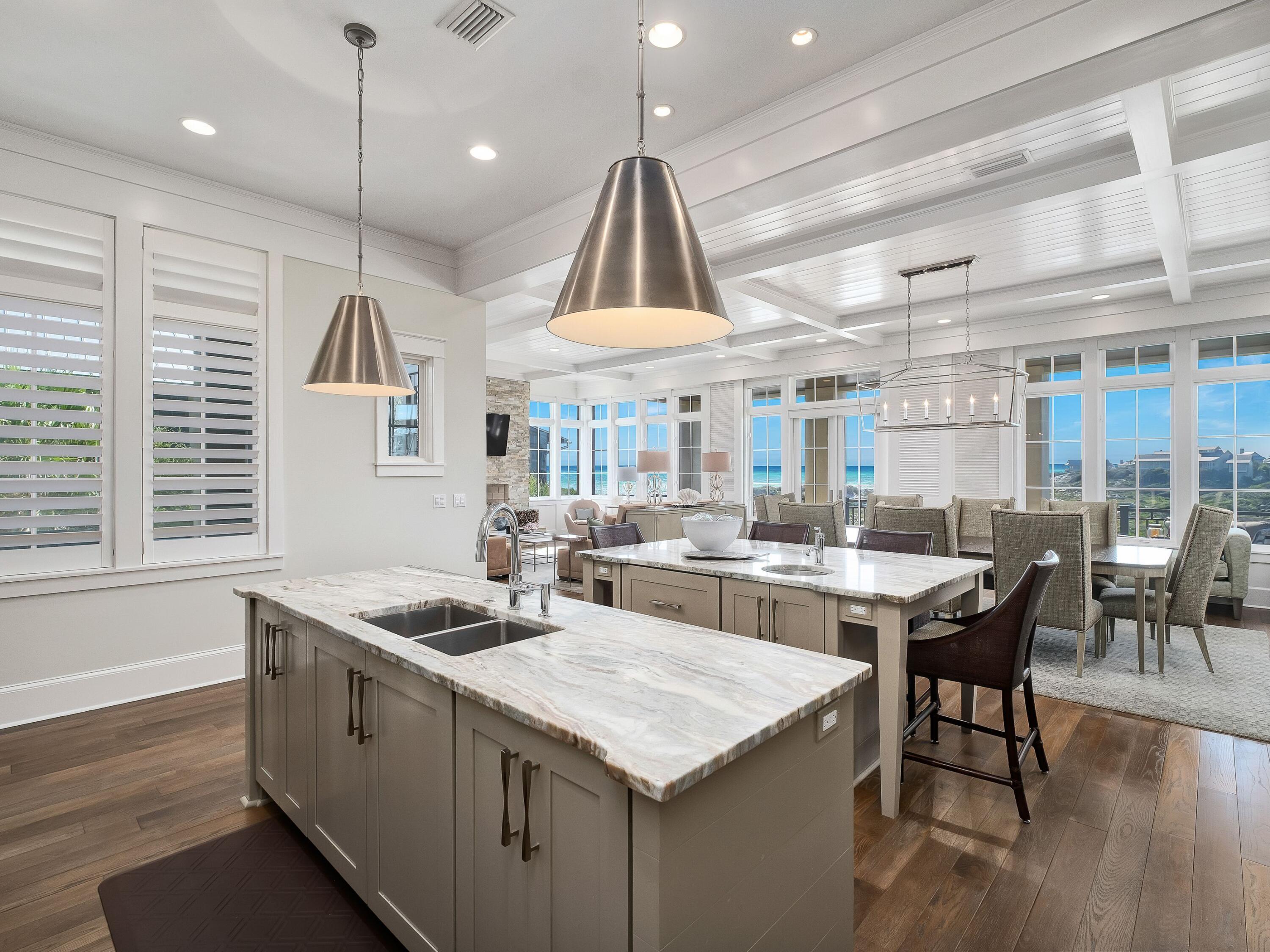 RETREAT THE - Residential