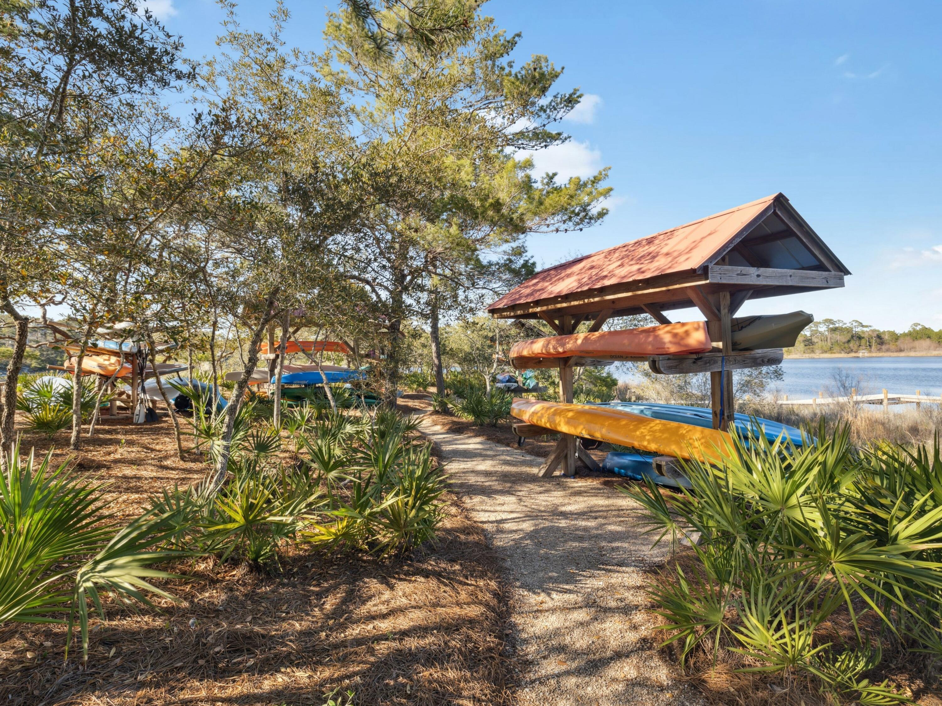 RETREAT THE - Residential