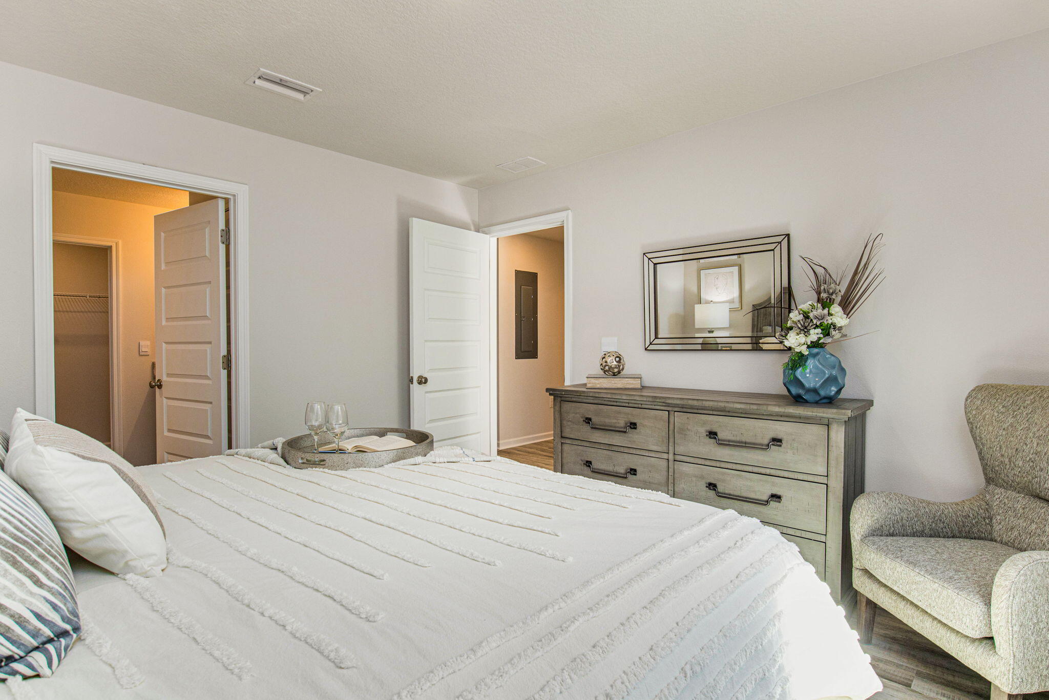 RIVERS COVE - Residential