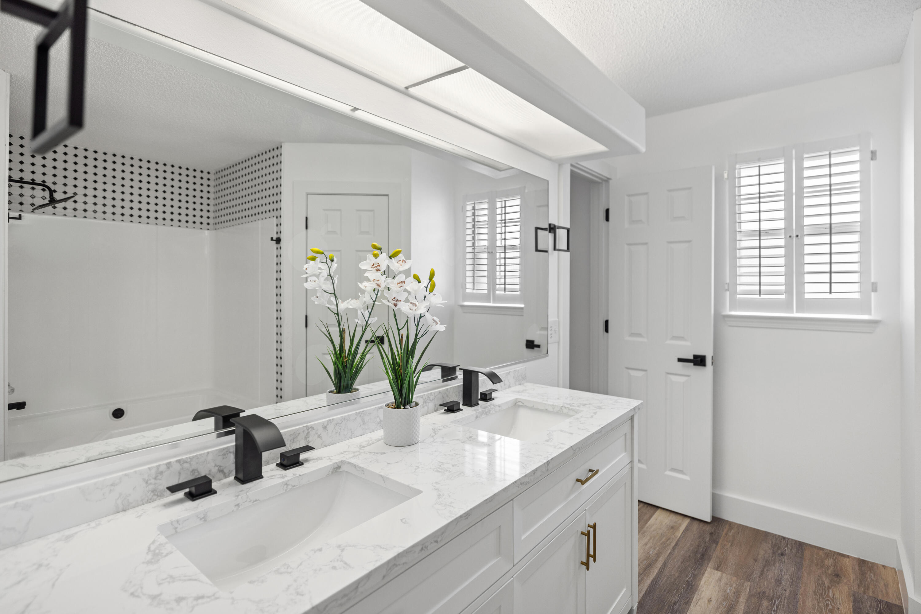 SANDY BEACH ESTATES - Residential