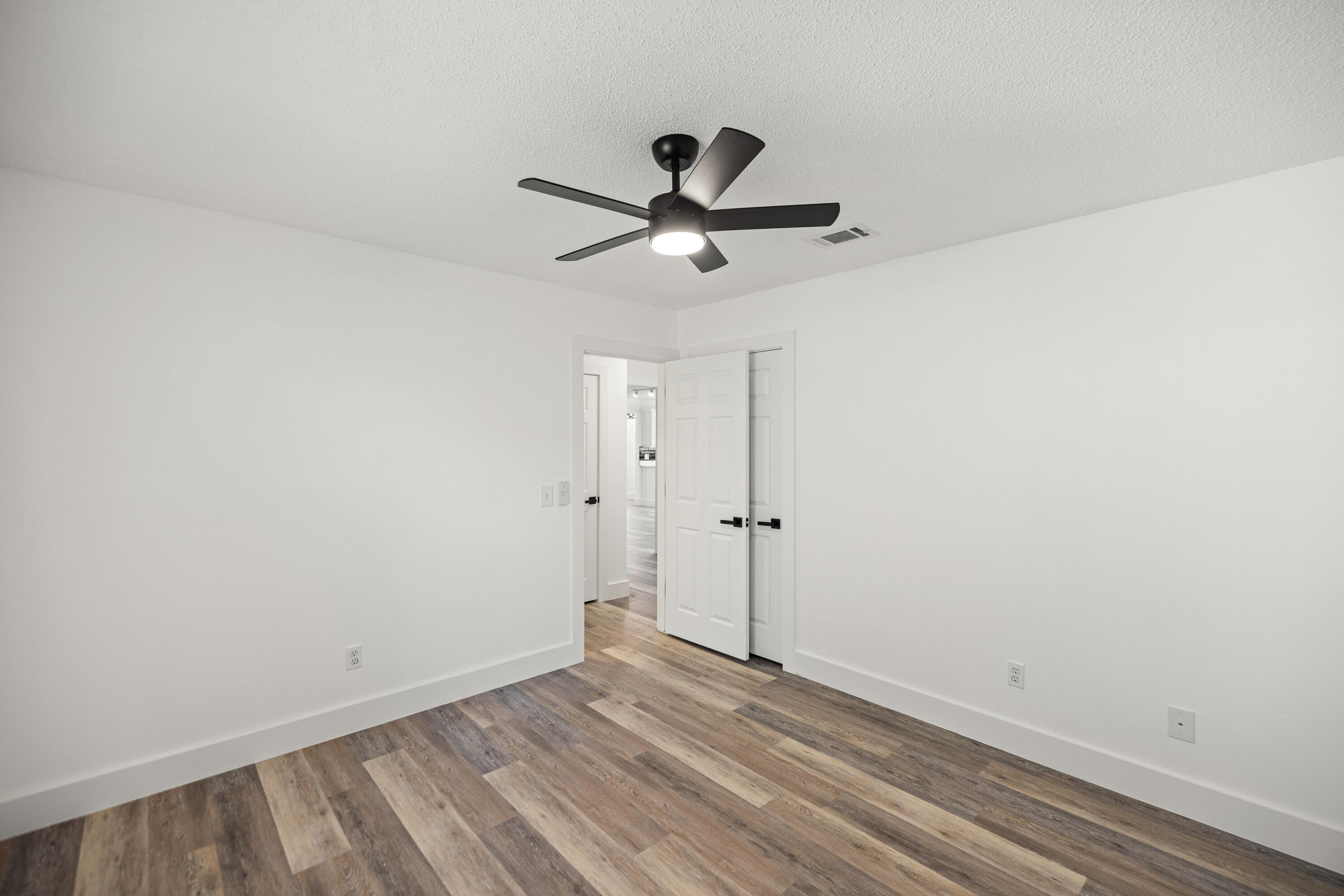 SANDY BEACH ESTATES - Residential