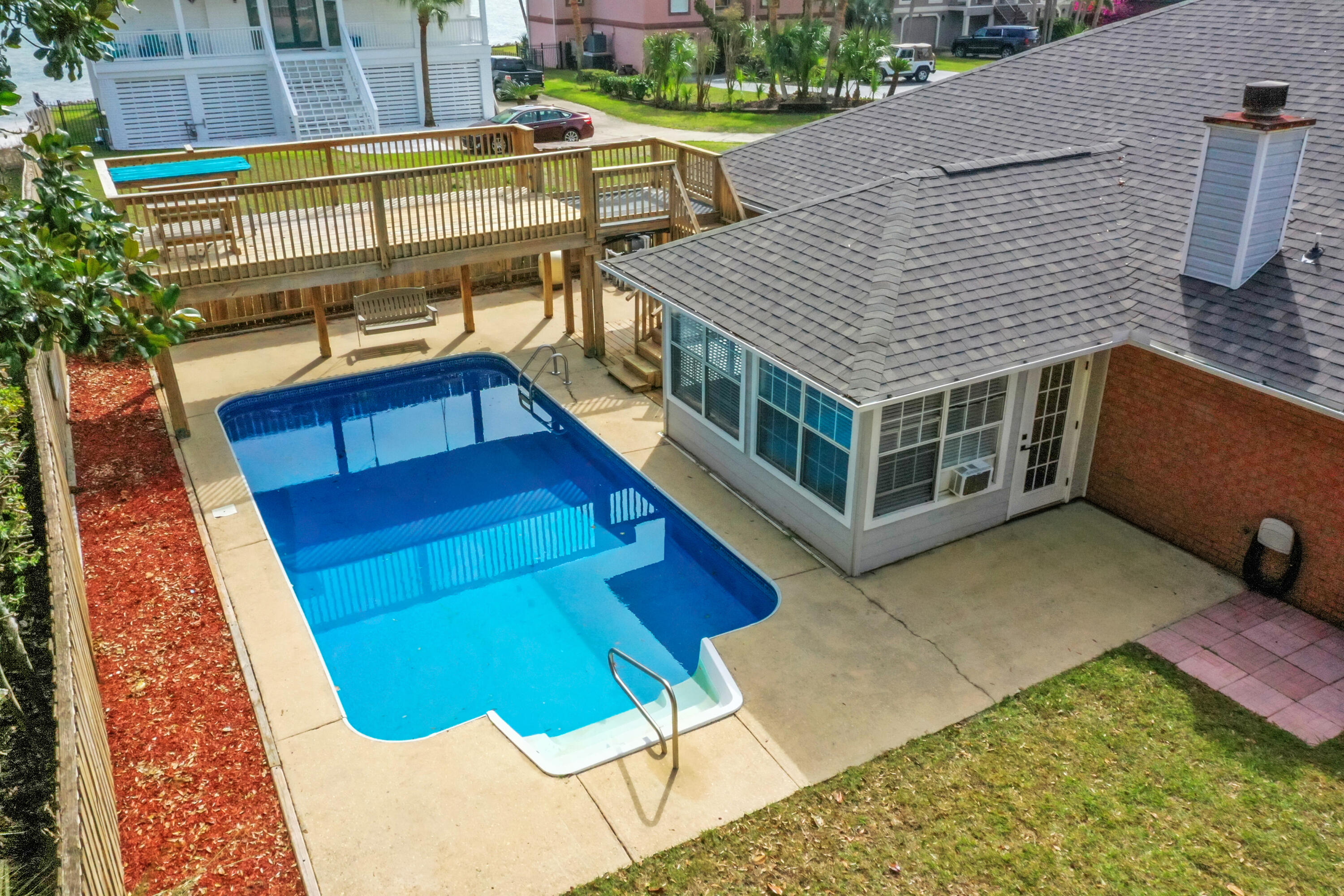 SANDY BEACH ESTATES - Residential