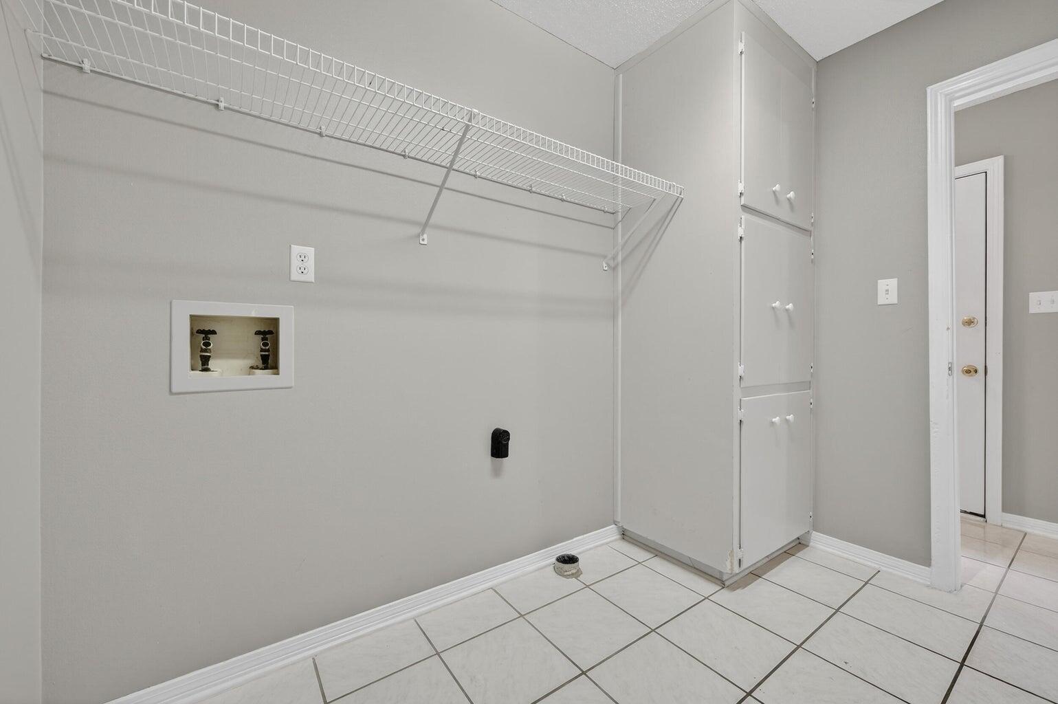 MARINERS COVE - Residential Lease