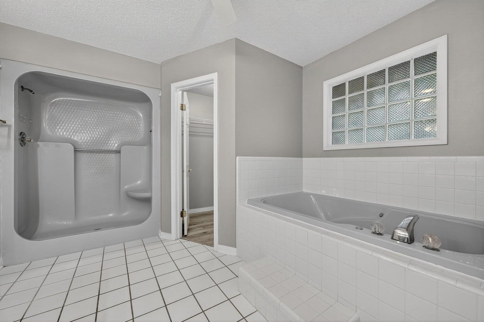 MARINERS COVE - Residential Lease