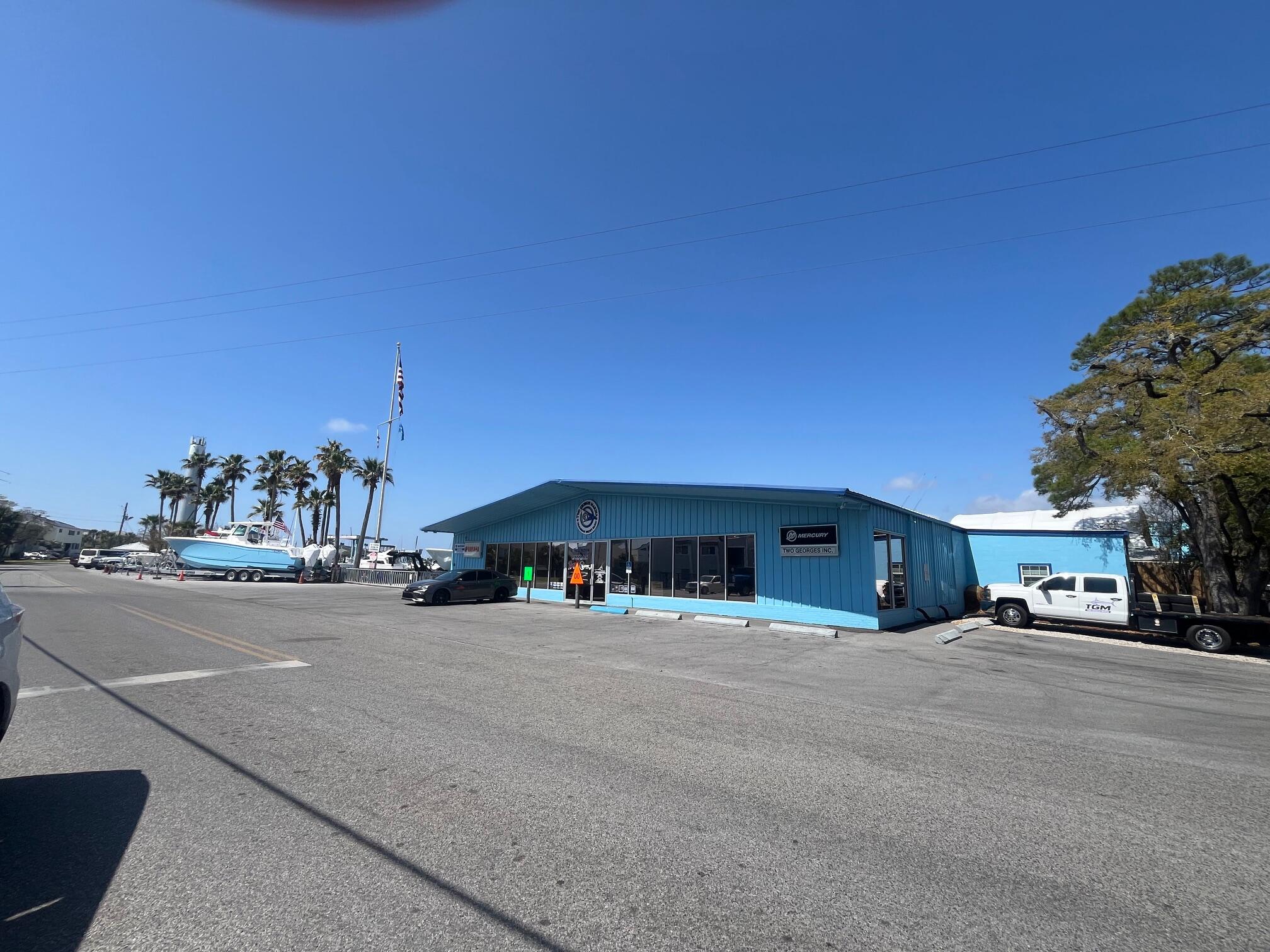 FINISTERRA CONDO - Residential