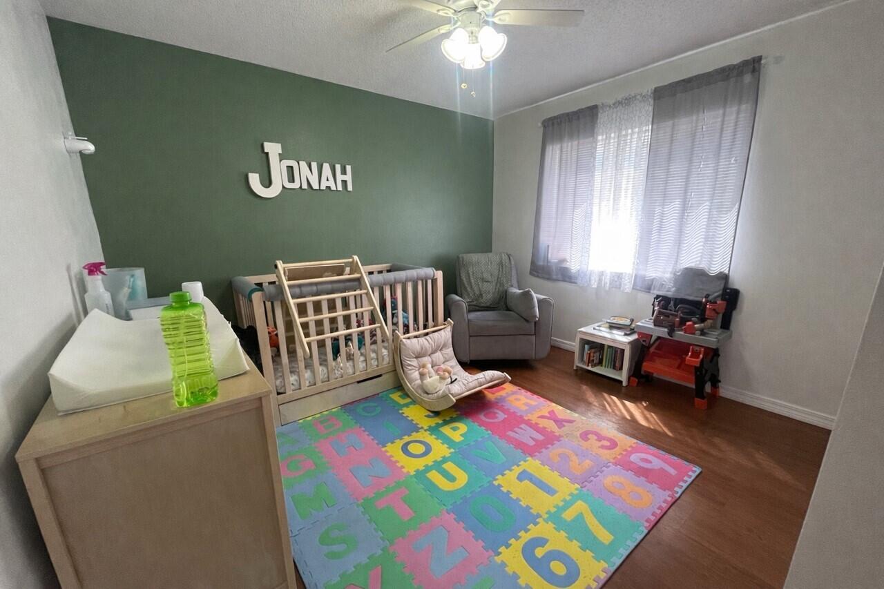 FINISTERRA CONDO - Residential