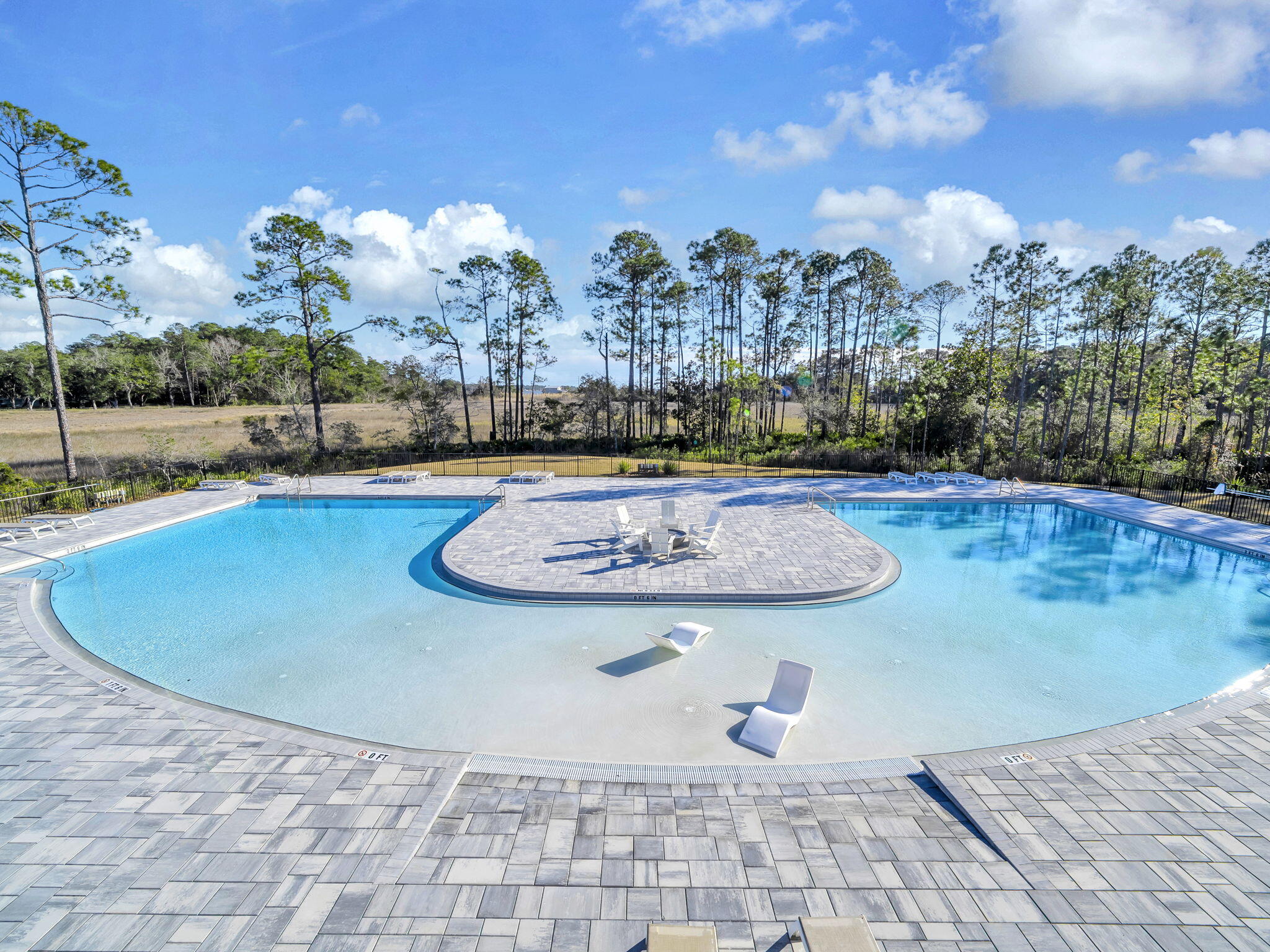 HAMMOCK BAY - STARBURST - Residential