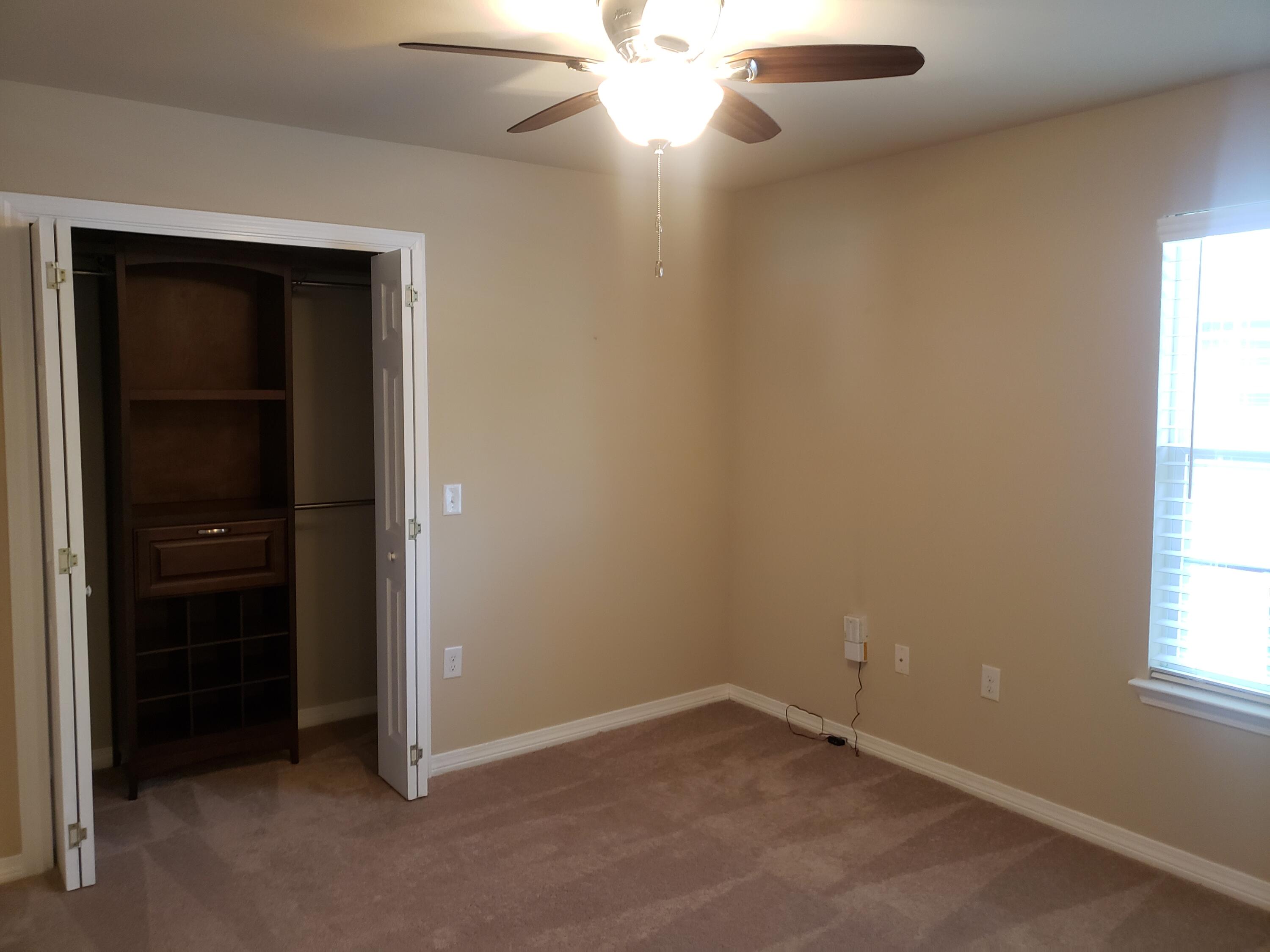 SOUND HAMMOCK - Residential Lease
