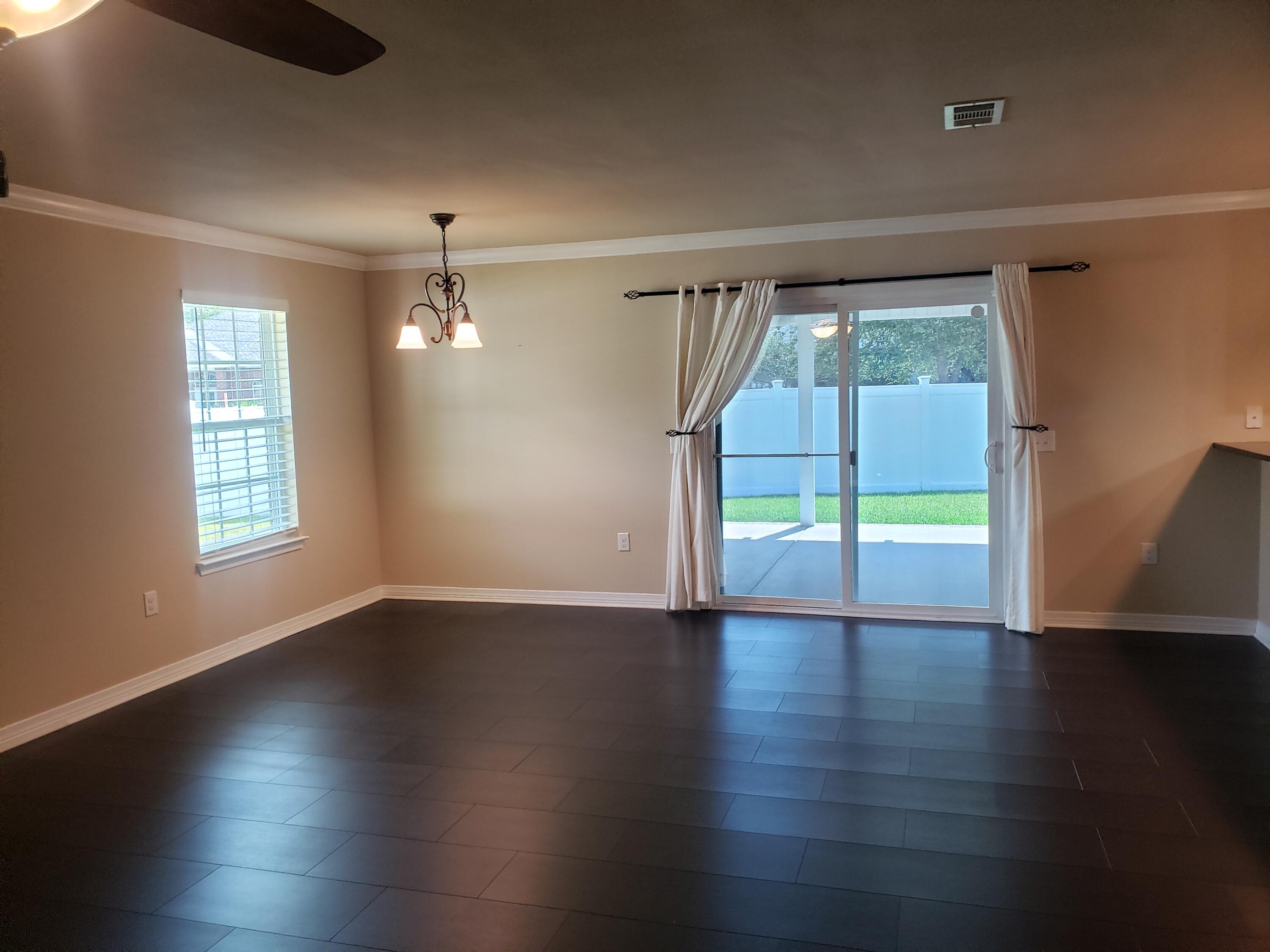 SOUND HAMMOCK - Residential Lease