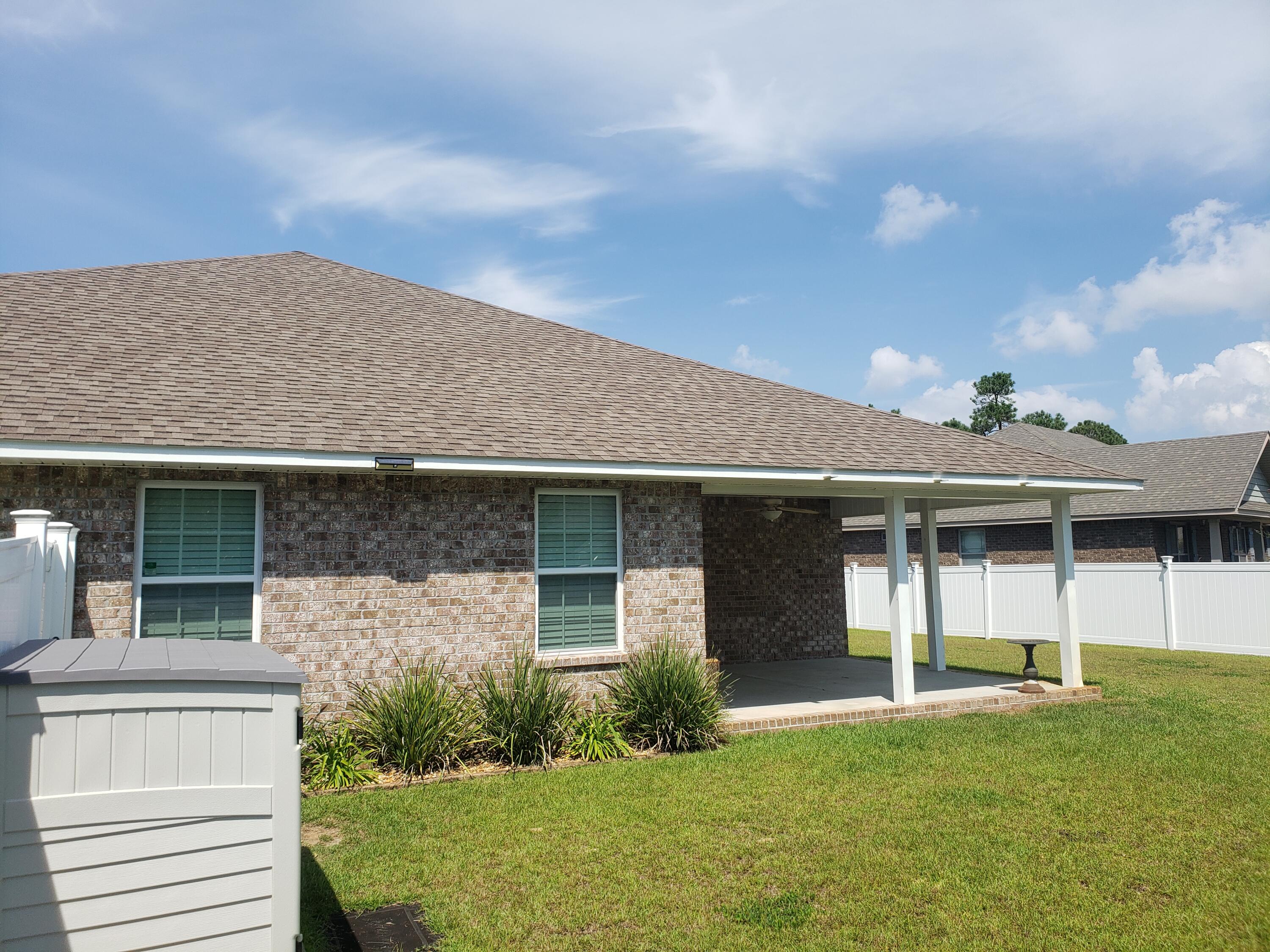 SOUND HAMMOCK - Residential Lease